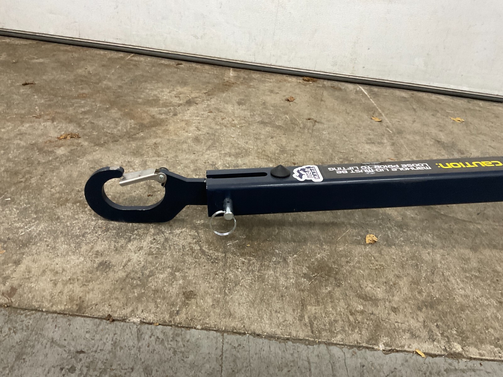 Mag-Mate Mcl2000w06 Manhole Cover Lift Dolly,Steel