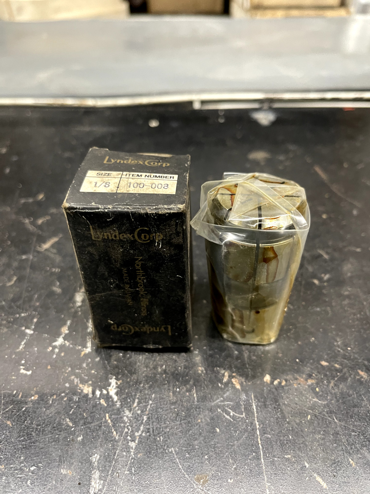Lyndex Corp 1/8 100-008 Collet