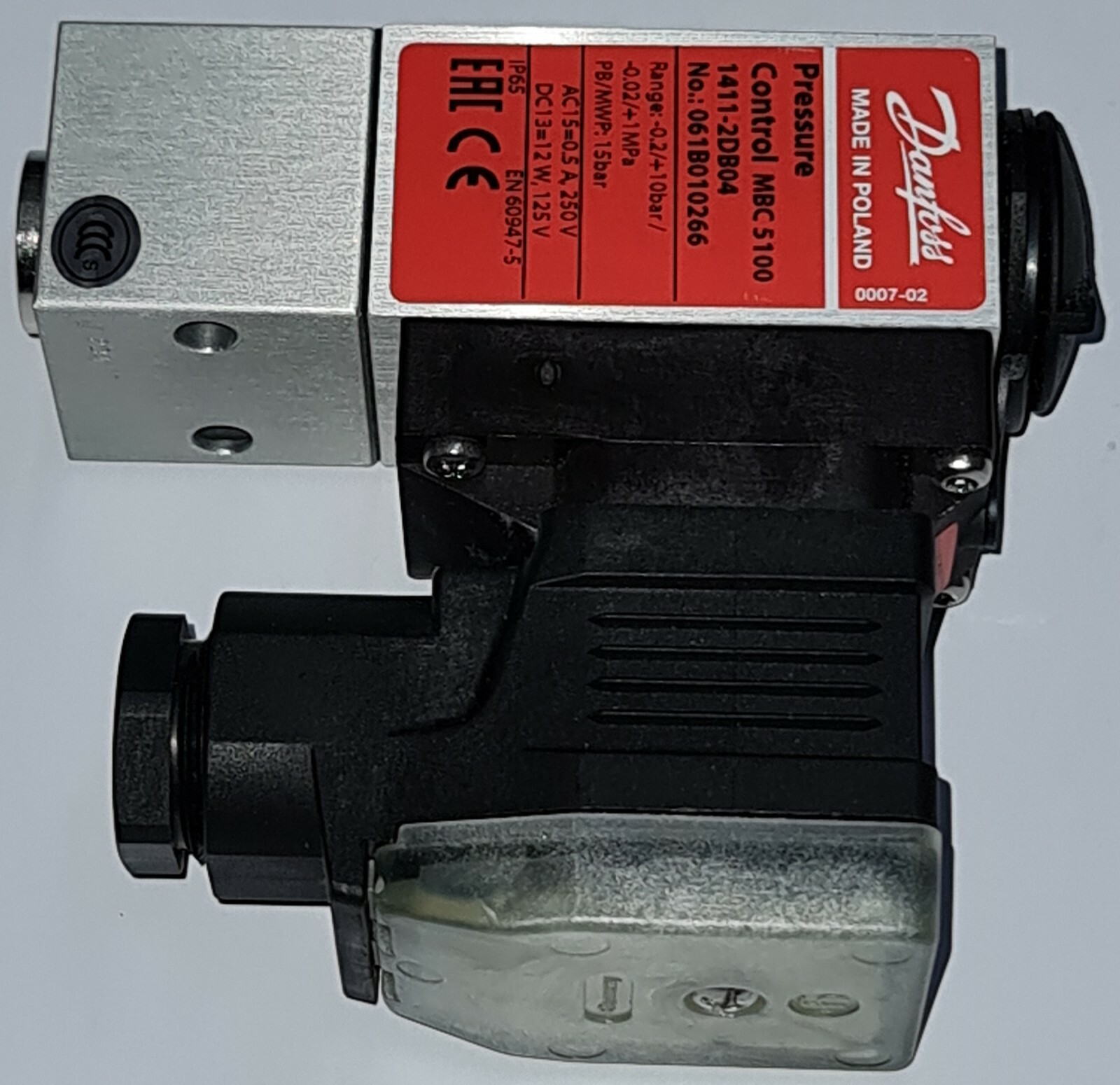DANFOSS PRESSURE CONTROL MBC 5100 NO.:061B010266 RANGE: -0.2/+10 BAR 3960