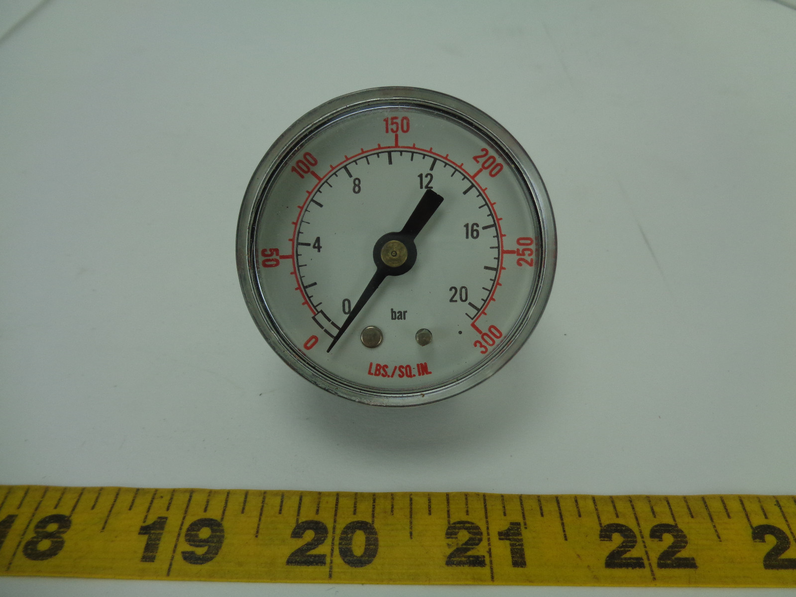 0-300 Pound Per Square Inch LBS/SQ IN & 0-20 Bar Gauge 275Y300S T