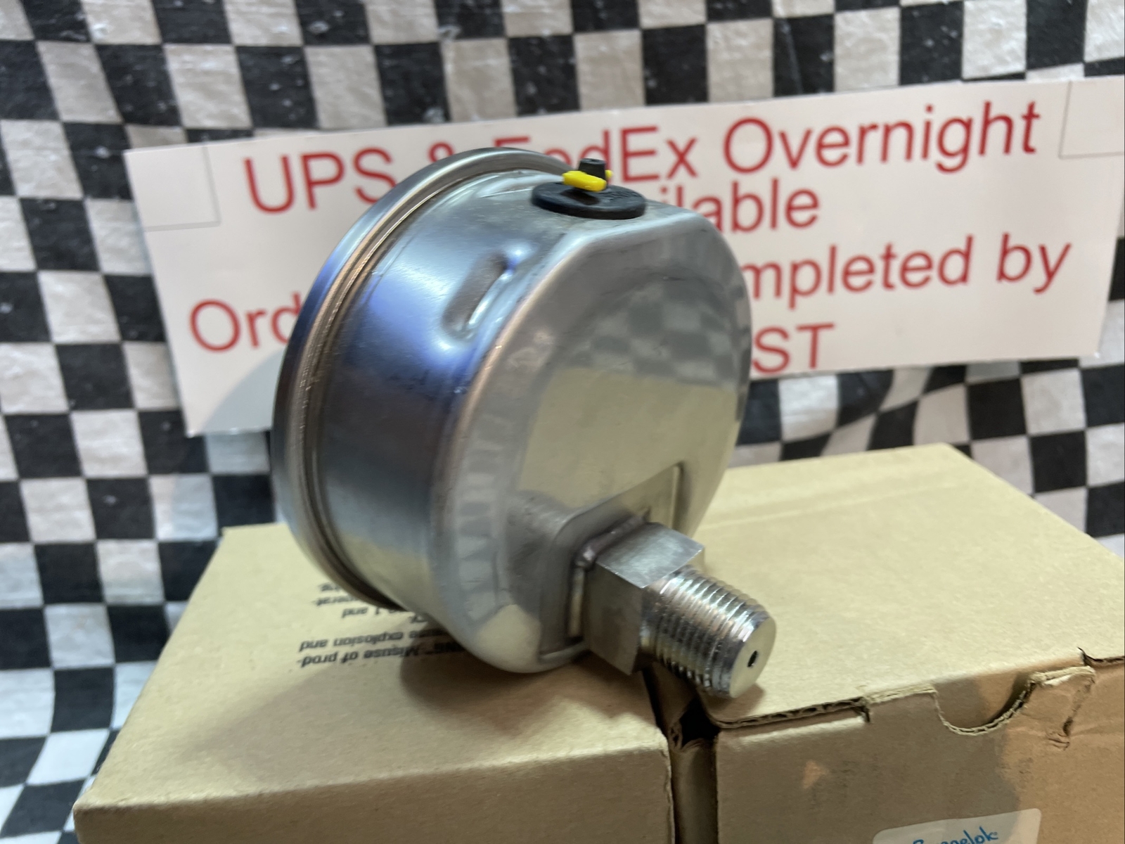 SWAGELOK PGI-100C-PG100-BAPX, PGI100CPG100BAPX, Pressure Gauge 100 PSI, LOT OF 2