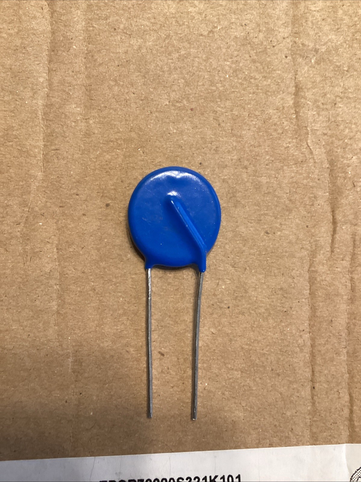 EPCOS B72220S321K101 Qty of 250 per Lot S20K320 METALOXIDEVARISTOR SIOV ROHS