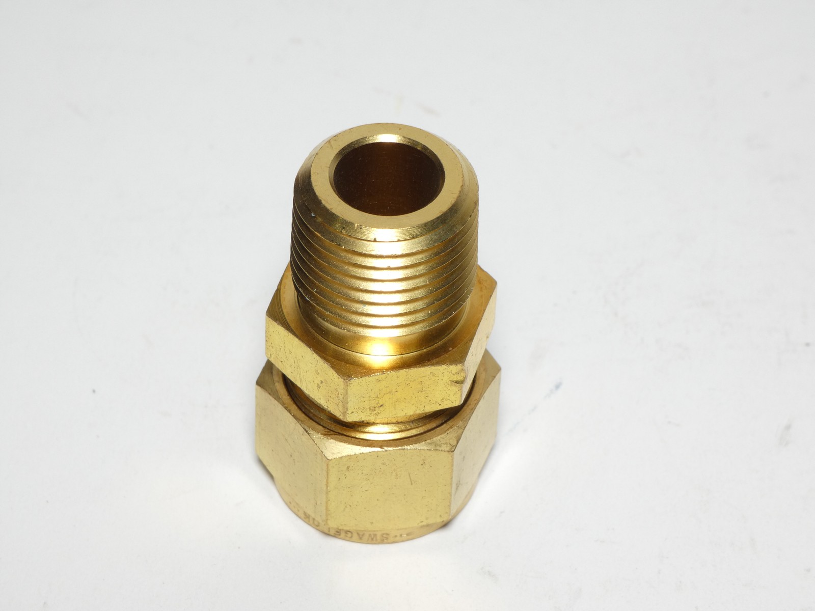 *Lot of 3* Swagelok Male Connector Compression Fitting 5/8″ Tube – NEW Surplus!