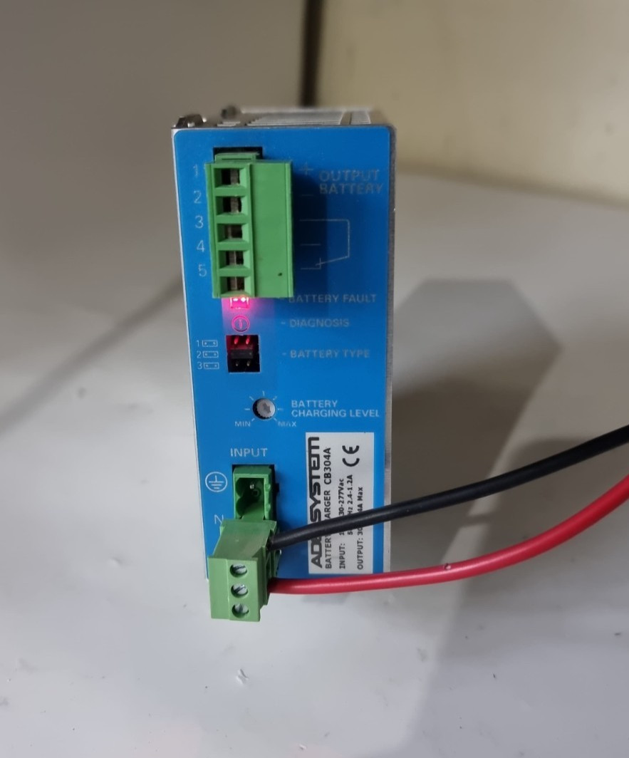 Adel System CB304A 30Vdc 4A Max battery charger