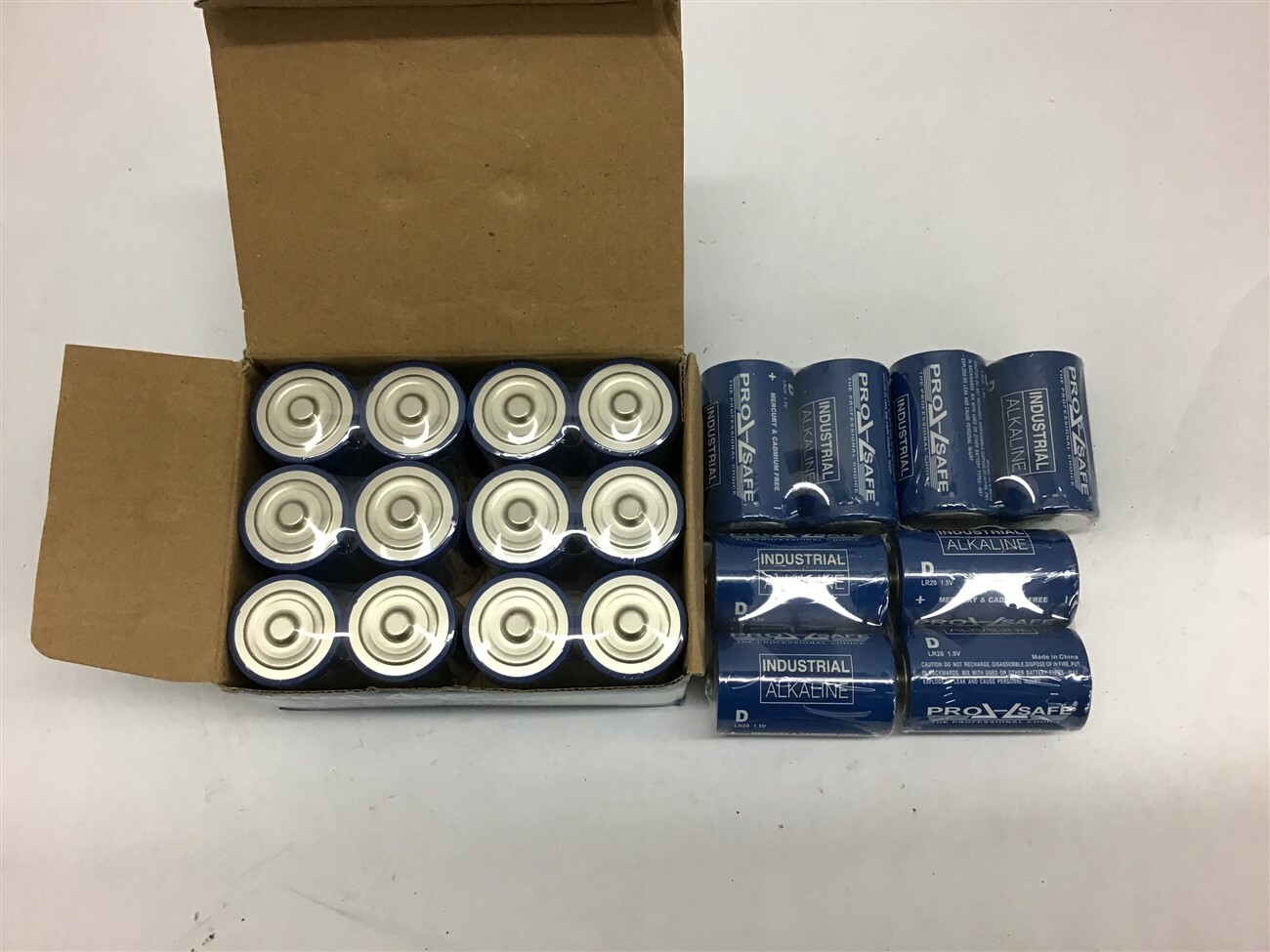 Pro-Safe D Alkaline Battery Lot of 20