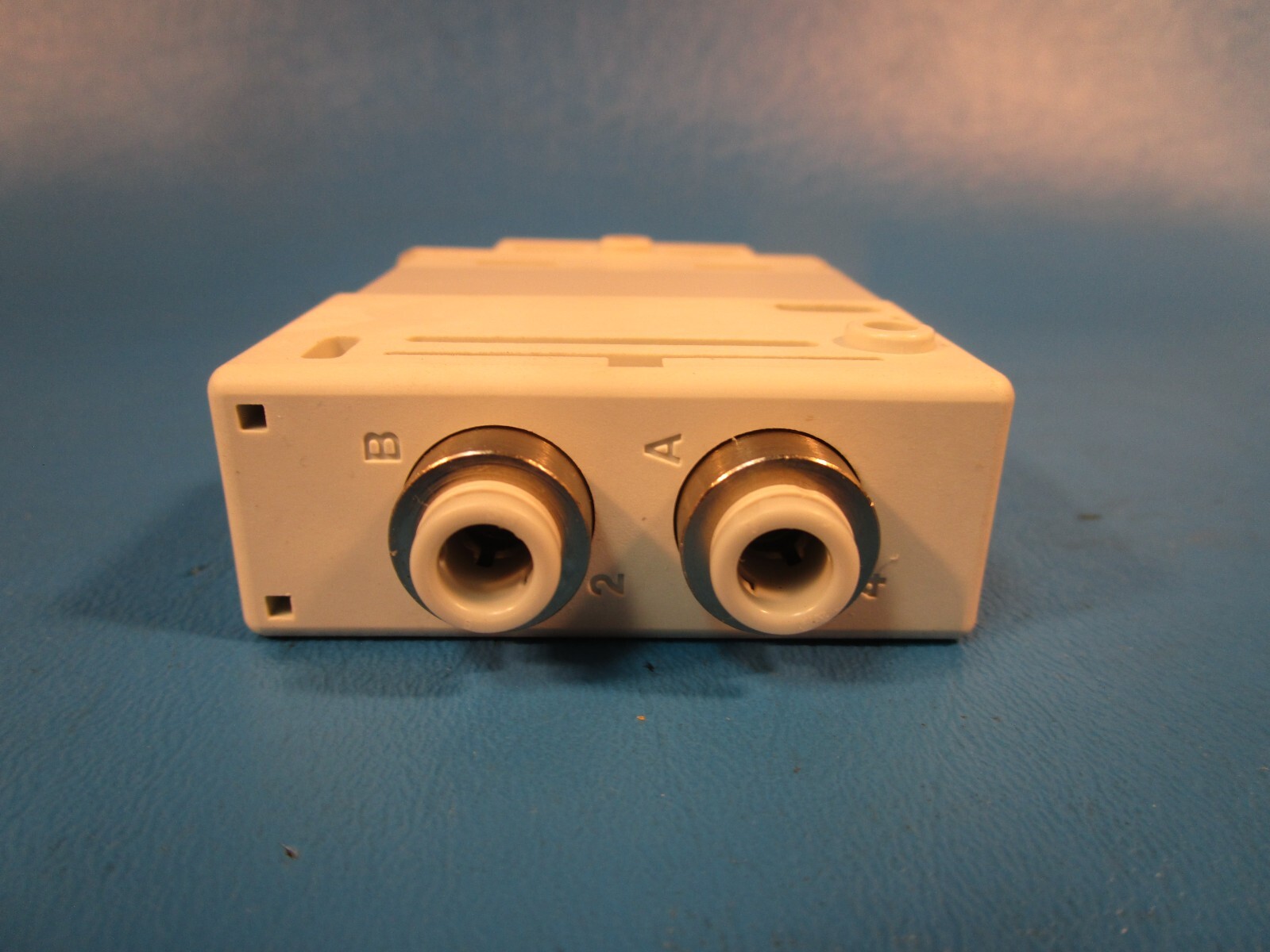 SMC VQ2000-FPG-C6C6, Solenoid Valve, Double check block, 4 Way