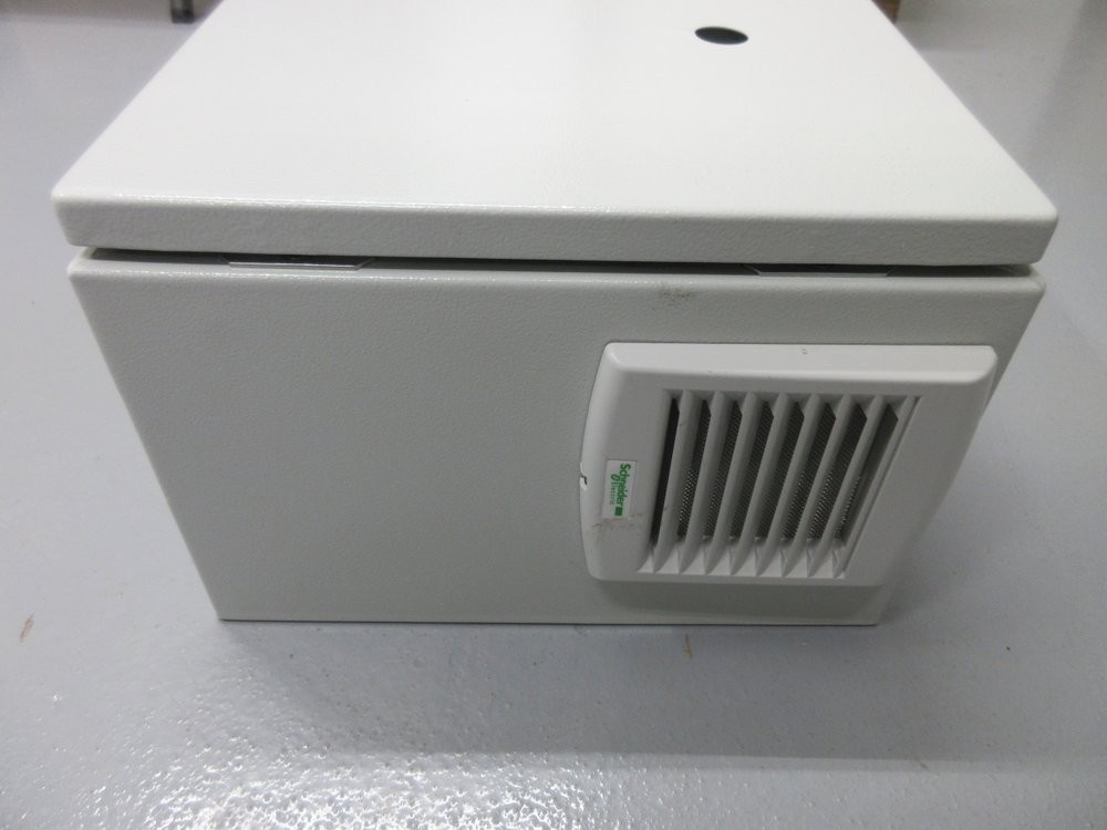 Schneider A-947 Electrical Enclosure A947 11.8″ x 11.8″ x 7.9″