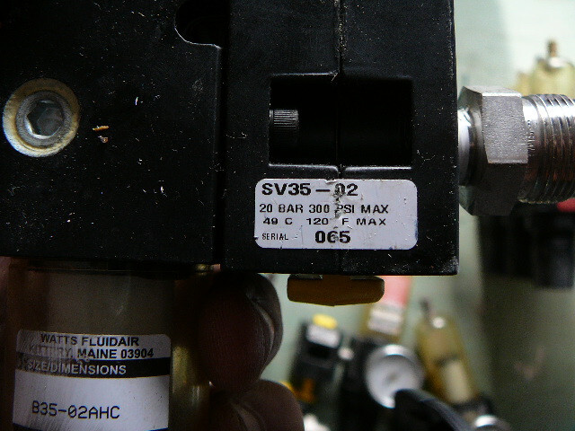 WATTS PNEUMATIC REGULATOR/FILTER COMBO SV35-02 300PSI W/F-B35-02AH FILTER