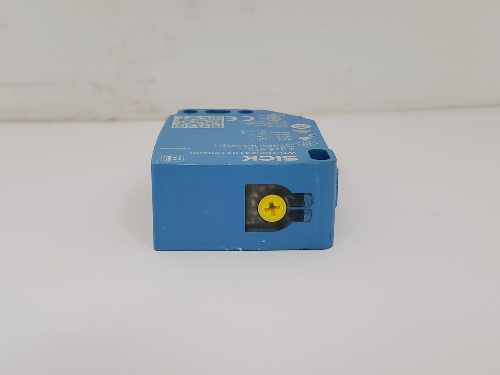 SICK WTL16P-24161120A00 PHOTOELECTRIC SENSOR NPN/PNP 10-30 VDC 4PIN NNB