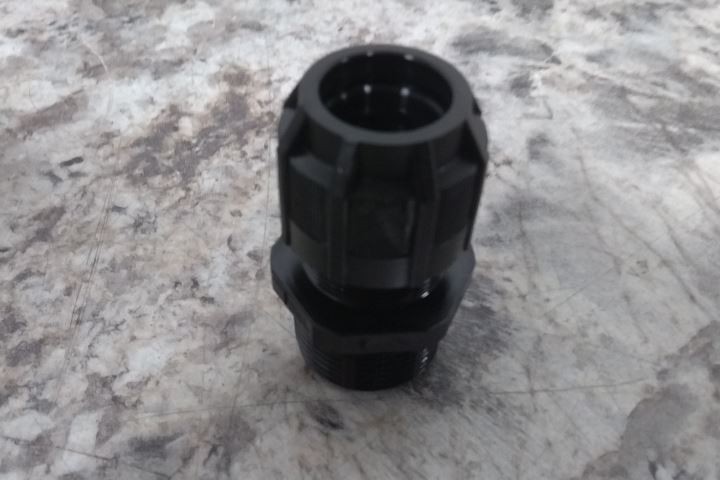 Thomas & Betts 2941NM 100 Pk 1 In Nonmetallic Strain Relief Cord Connector