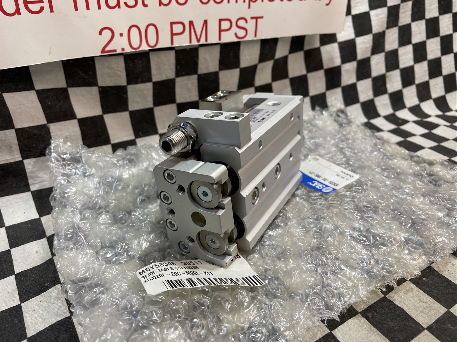 SMC MXQ20L-20C-M9BL-X11, MXQ20L20CM9BLX11, GUIDED CYLINDER, SHIPSAMEDAY#1625Q11