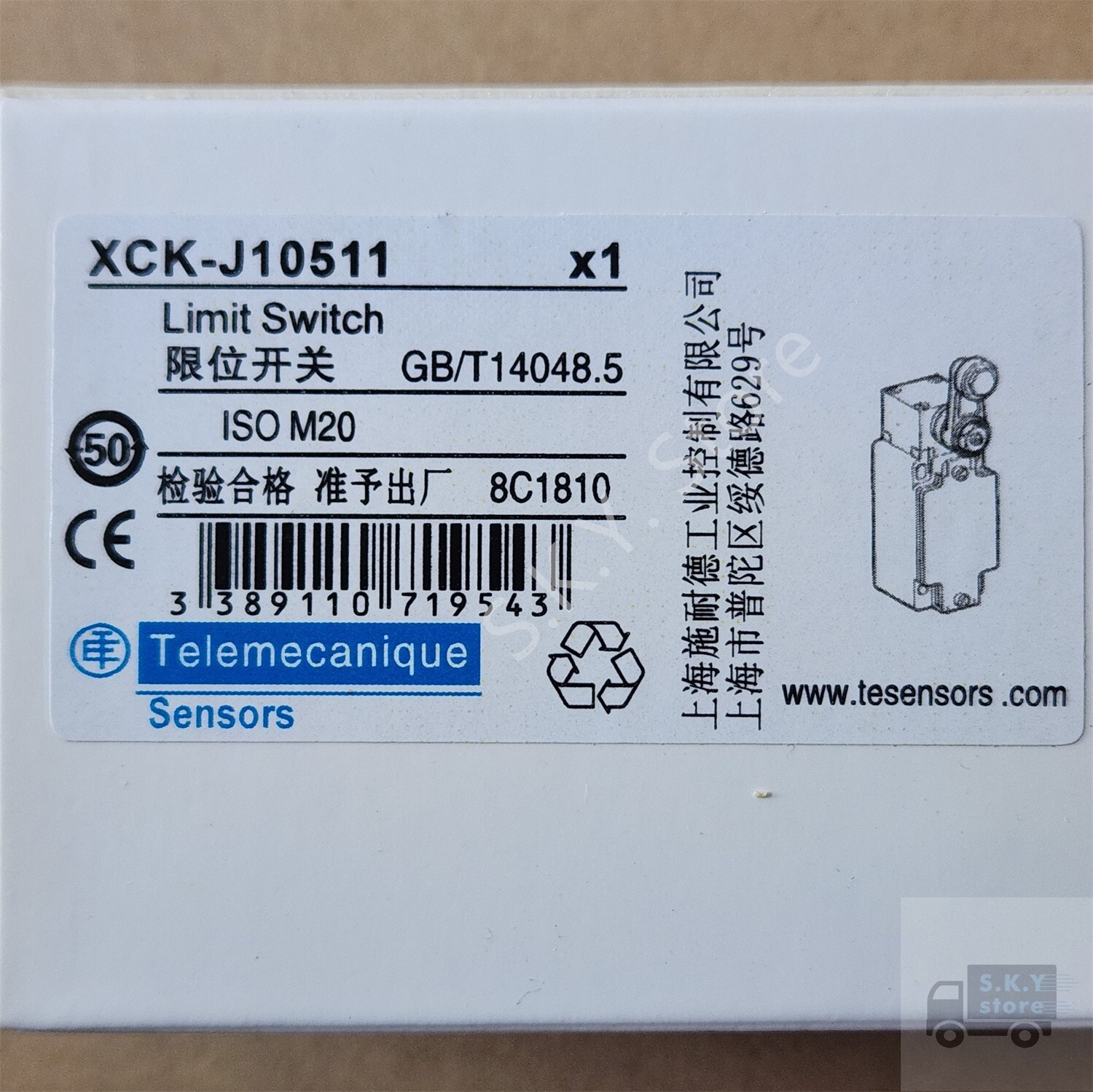1 x New in Box XCK-J10511 / XCKJ10511 Telemecanique LIMIT SWITCH, Free shipping