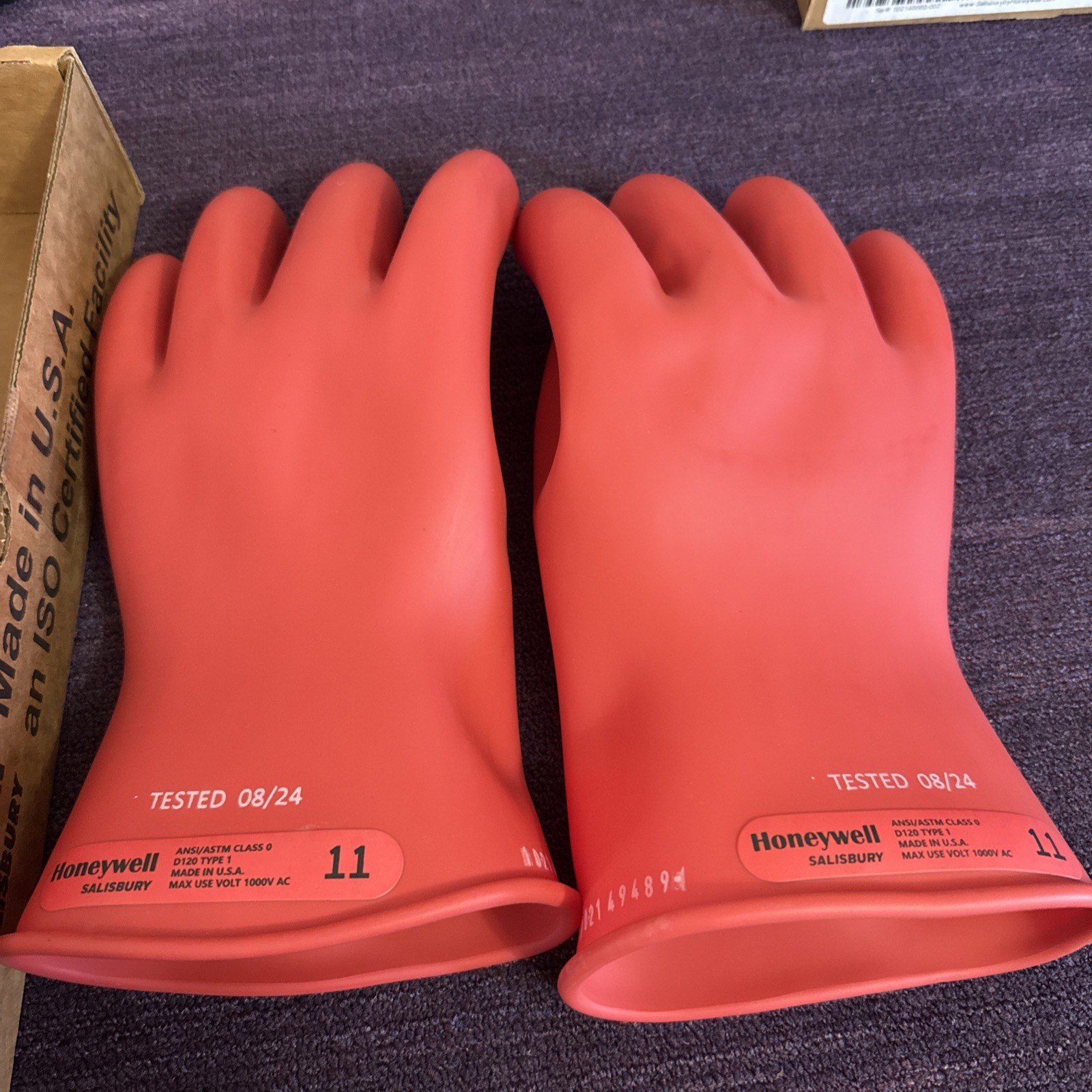Salisbury E011R/11 Insulating Gloves E011R New Sold Individually