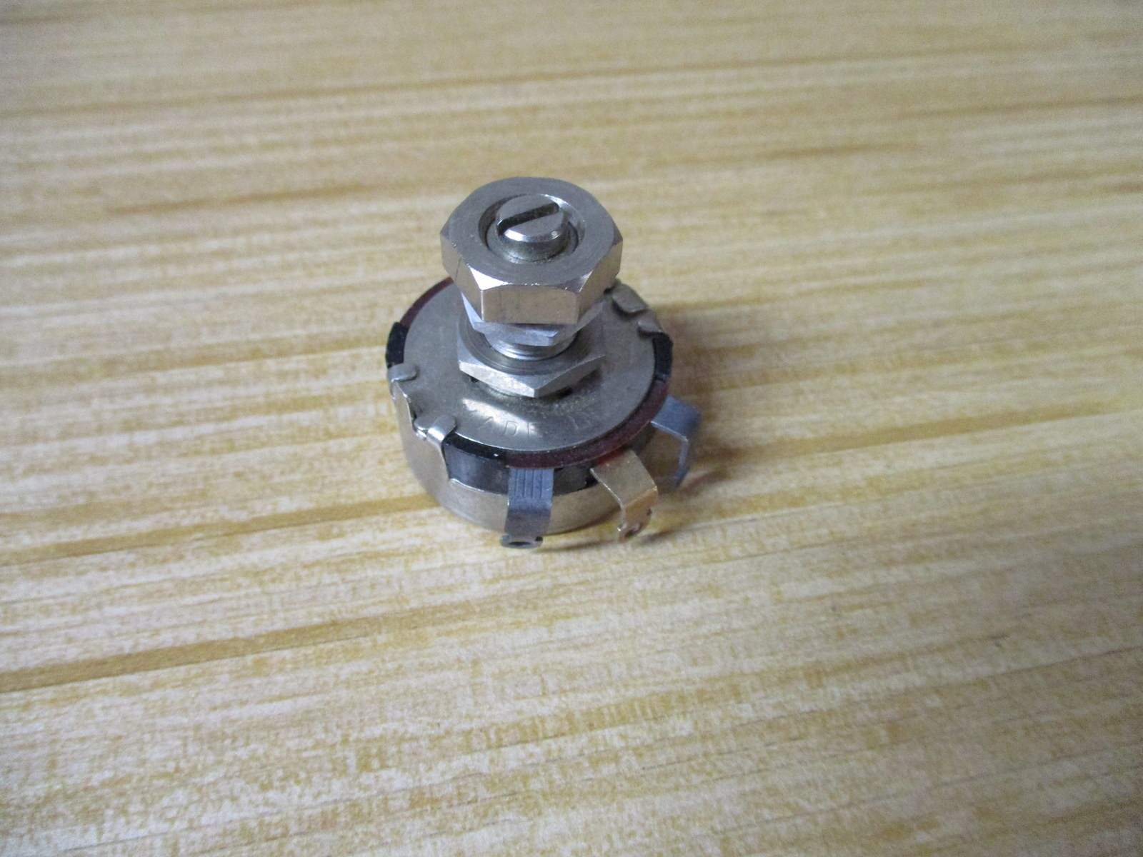 Clarostat A-37925 Potentiometer 140632