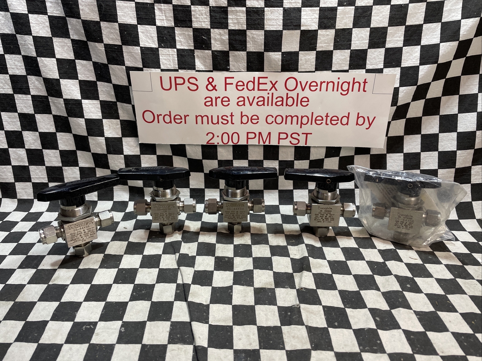 SWAGELOK/WHITEY SS-44XS6, 3-Way Ball Valve 3/8″, SS44XS6, LOT OF 5, SHIPSAMEDAY
