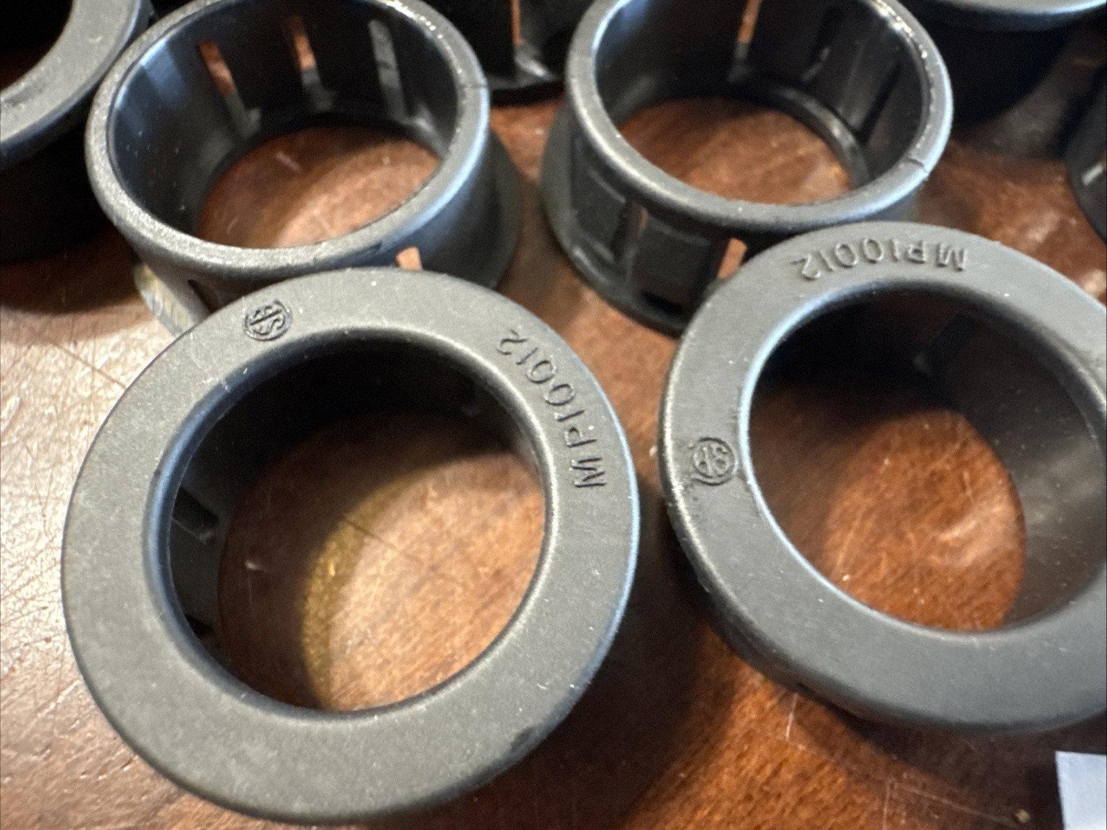 Mouser MP10012 Grommet 1.0 Hole .75 ID .453 thick (69 pcs) & WG0906 1/2″