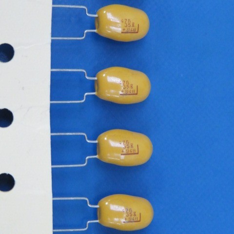 SPRAGUE 199D476X9035FE2 Qty of 14 per Lot 47uF 10% 35V Tant +85C