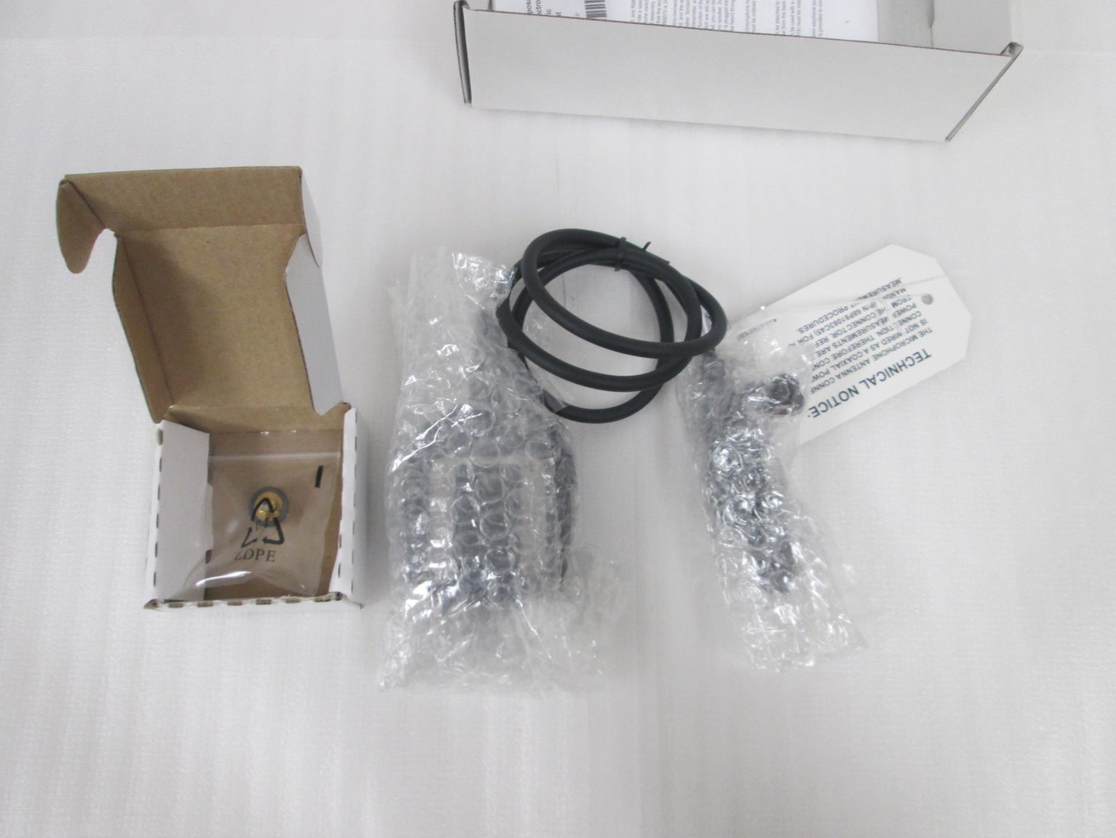 MOTOROLA RMN5072B PUBLIC SAFETY SPEAKER MICROPHONE RMN5073 RMN5074