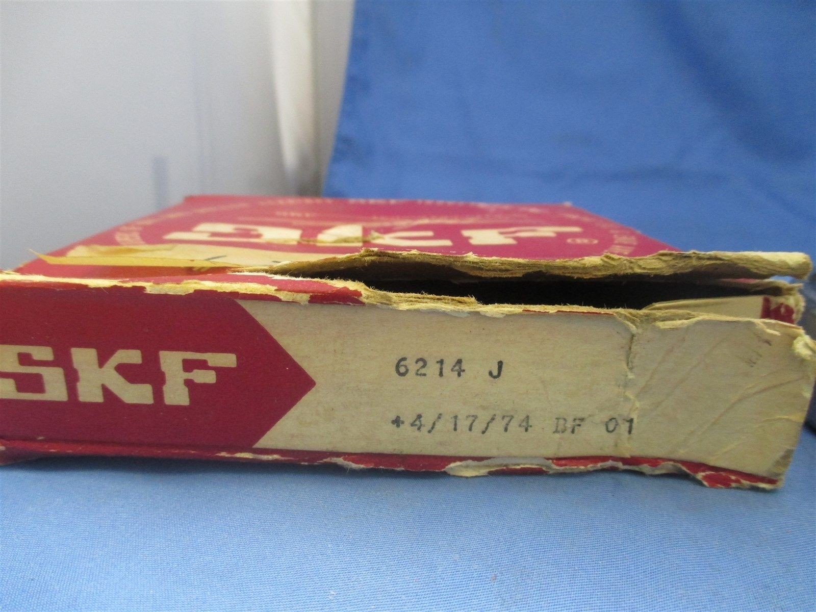 SKF Bearing 6214 J new