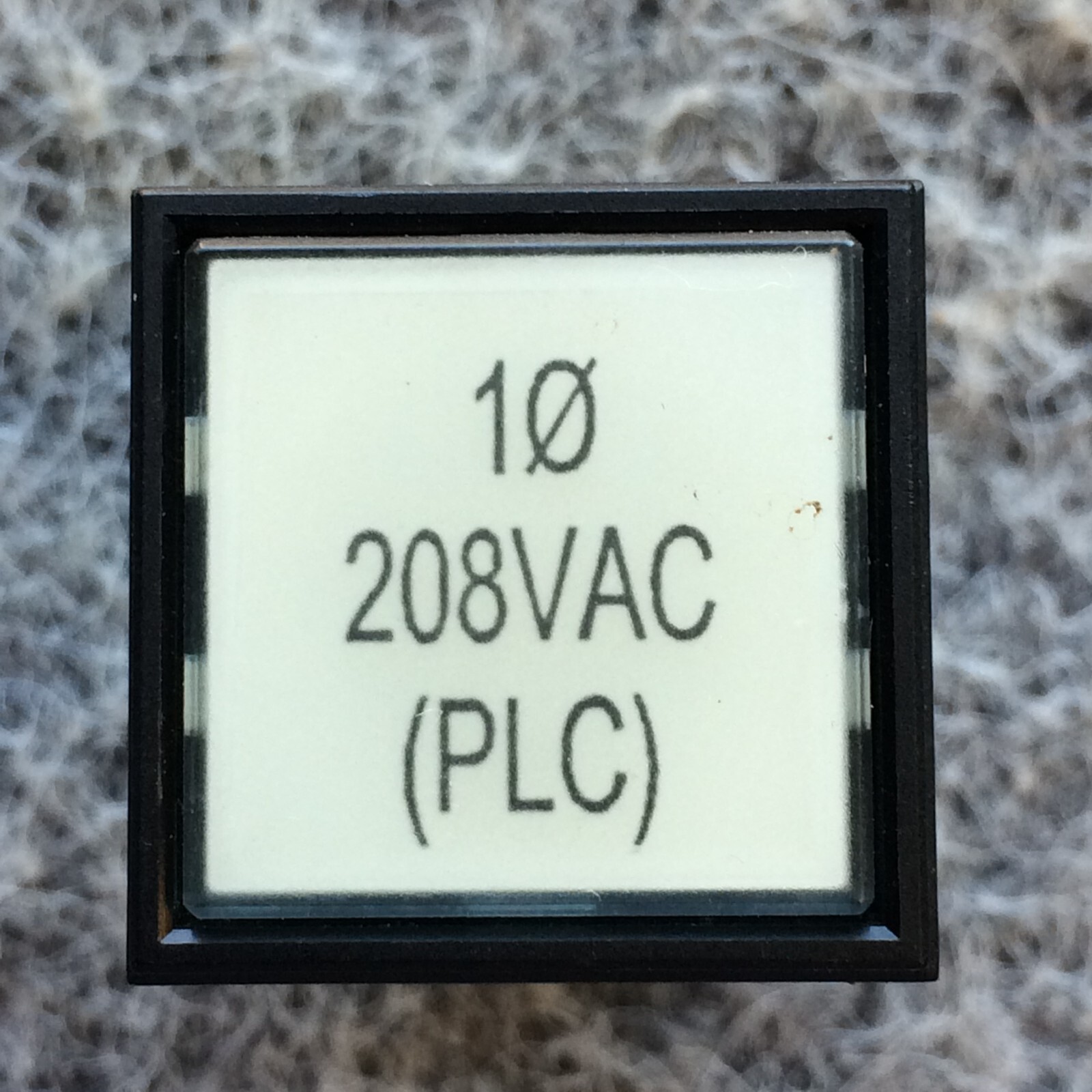 IDEC S1 IEC/EN 60947-5-1 90105 SQUARE SIZE SHAPE Illuminated Switch