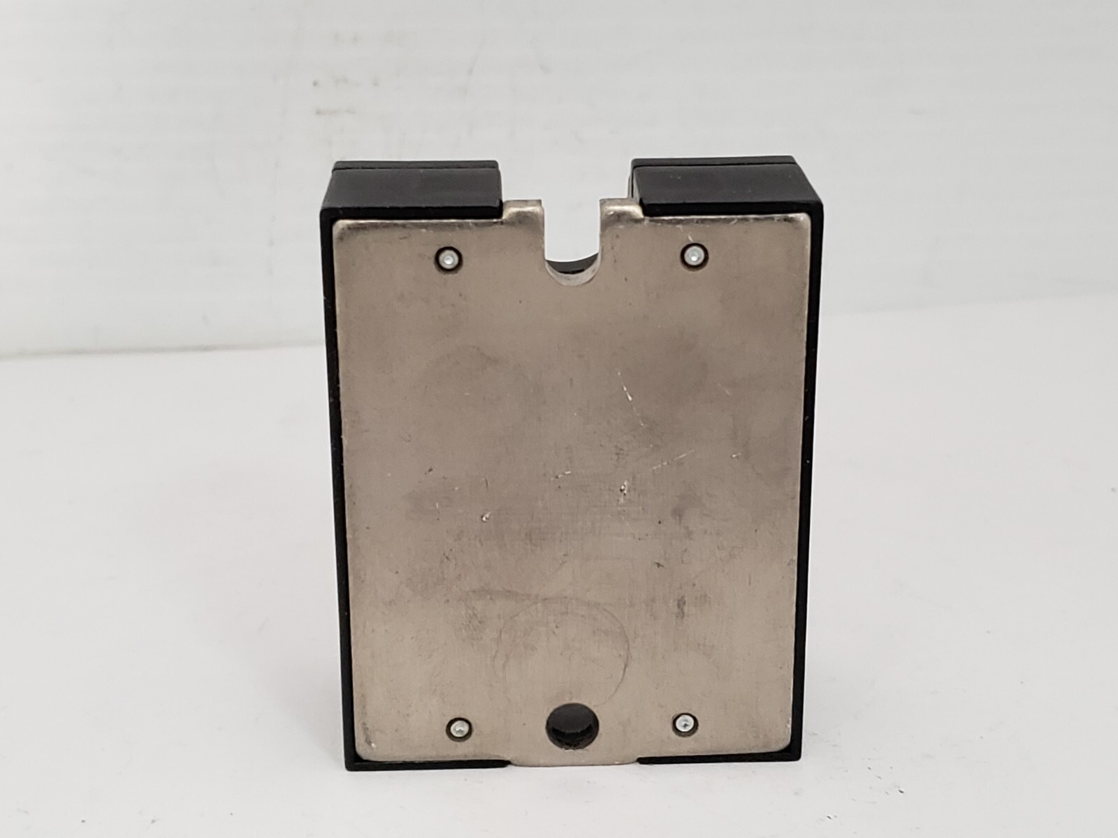CRYDOM A2450 SOLID STATE RELAY 50A 90-280VAC NIB