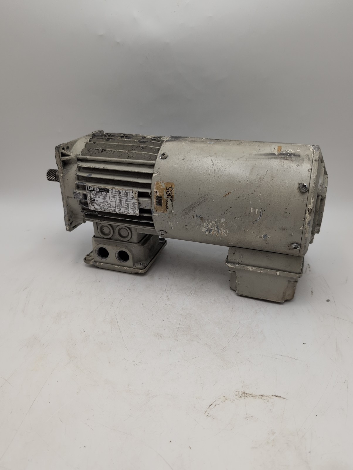 Lenze MDEMA1M071-42 0.68kW 0.91HP 480V 3-Phase Inverter Duty Electric Motor 1705