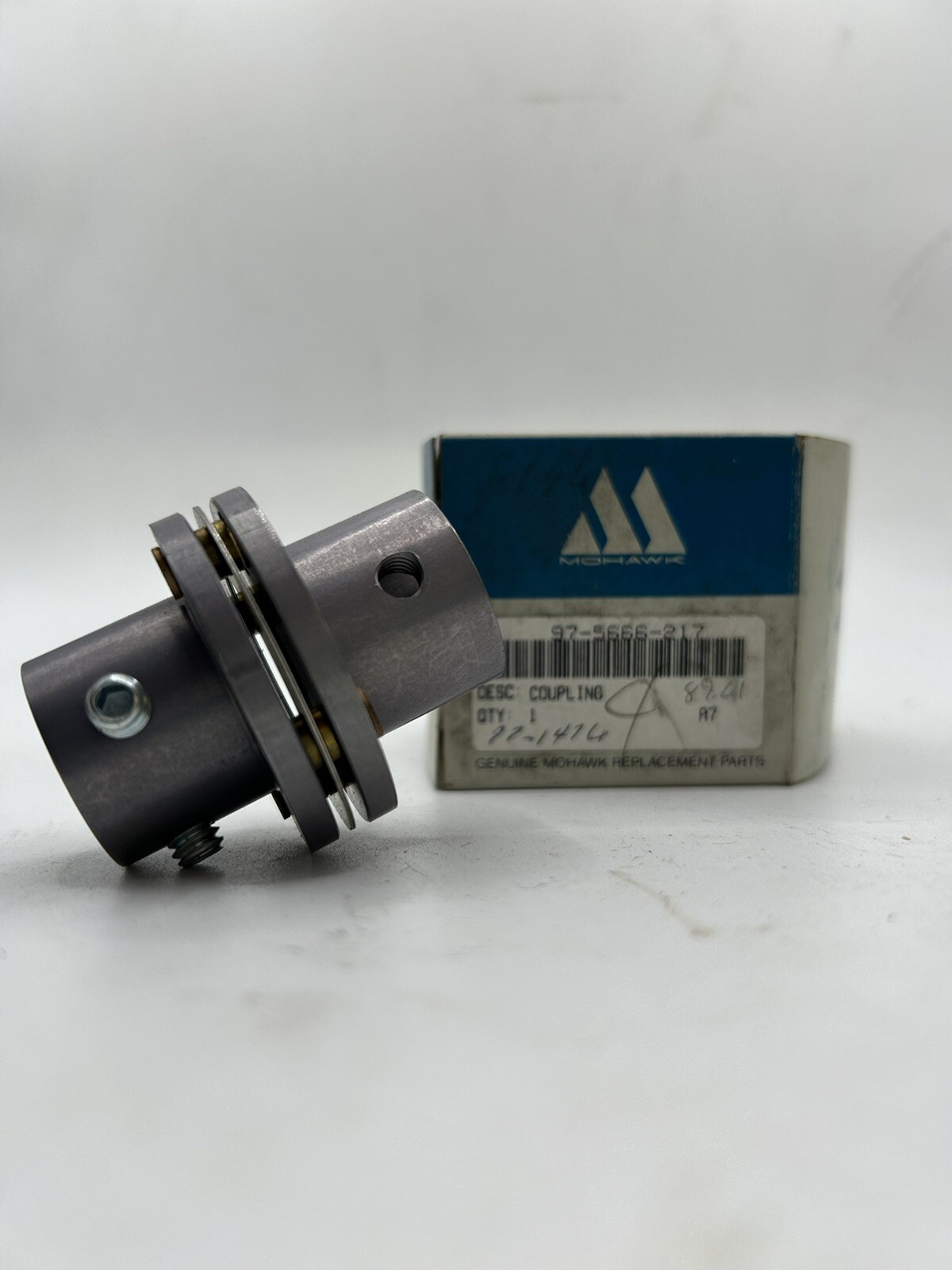 🔥GENUINE Mohawk COUPLING 97-5666-217, FAST FREE SHIPPING!!!!!!🔥