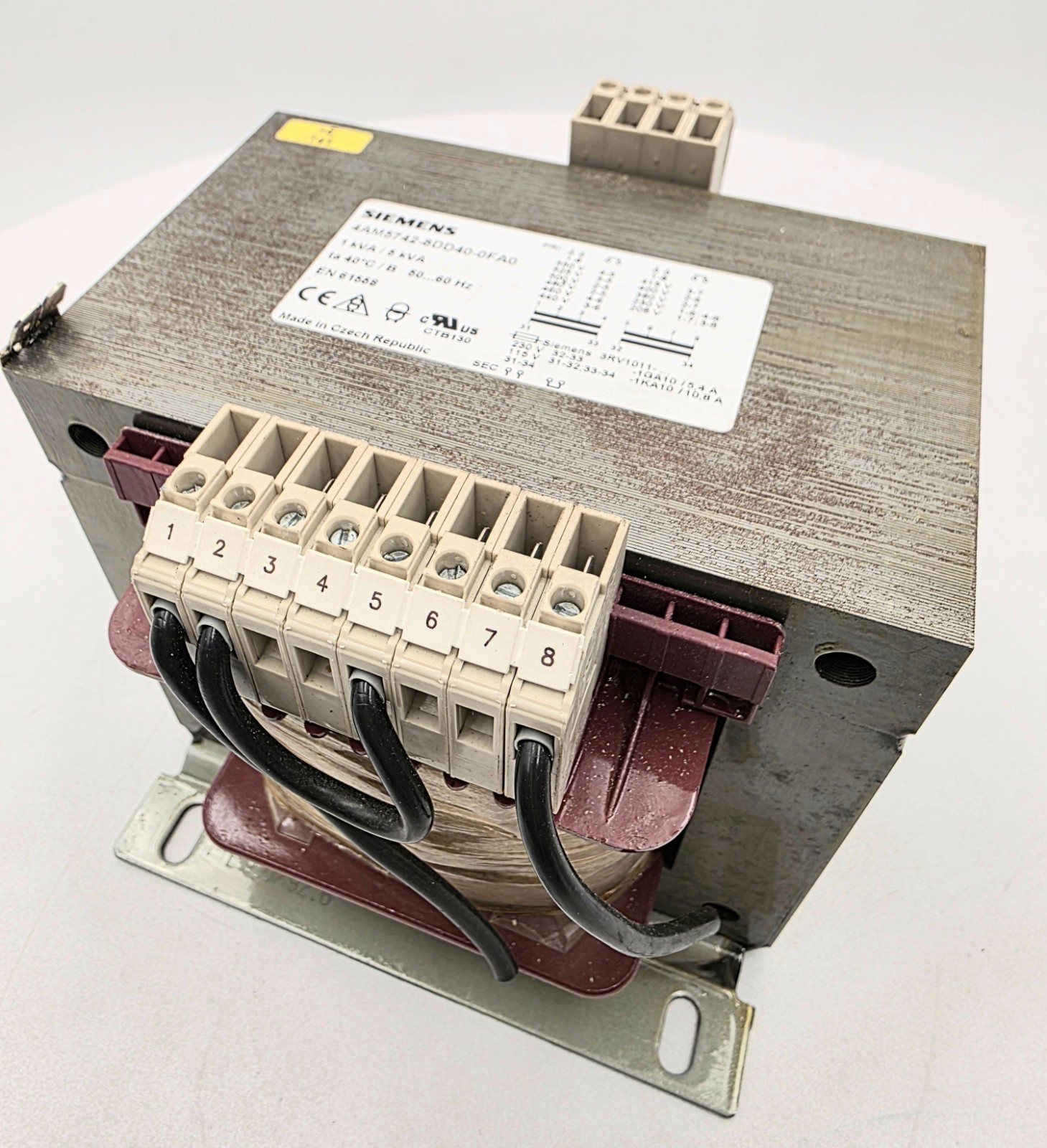 SIEMENS 4AM5742-8DD40-0FA0, 1 kVA/ 5 k VA, ta 40° C/B 50…60 Hz EN 61558