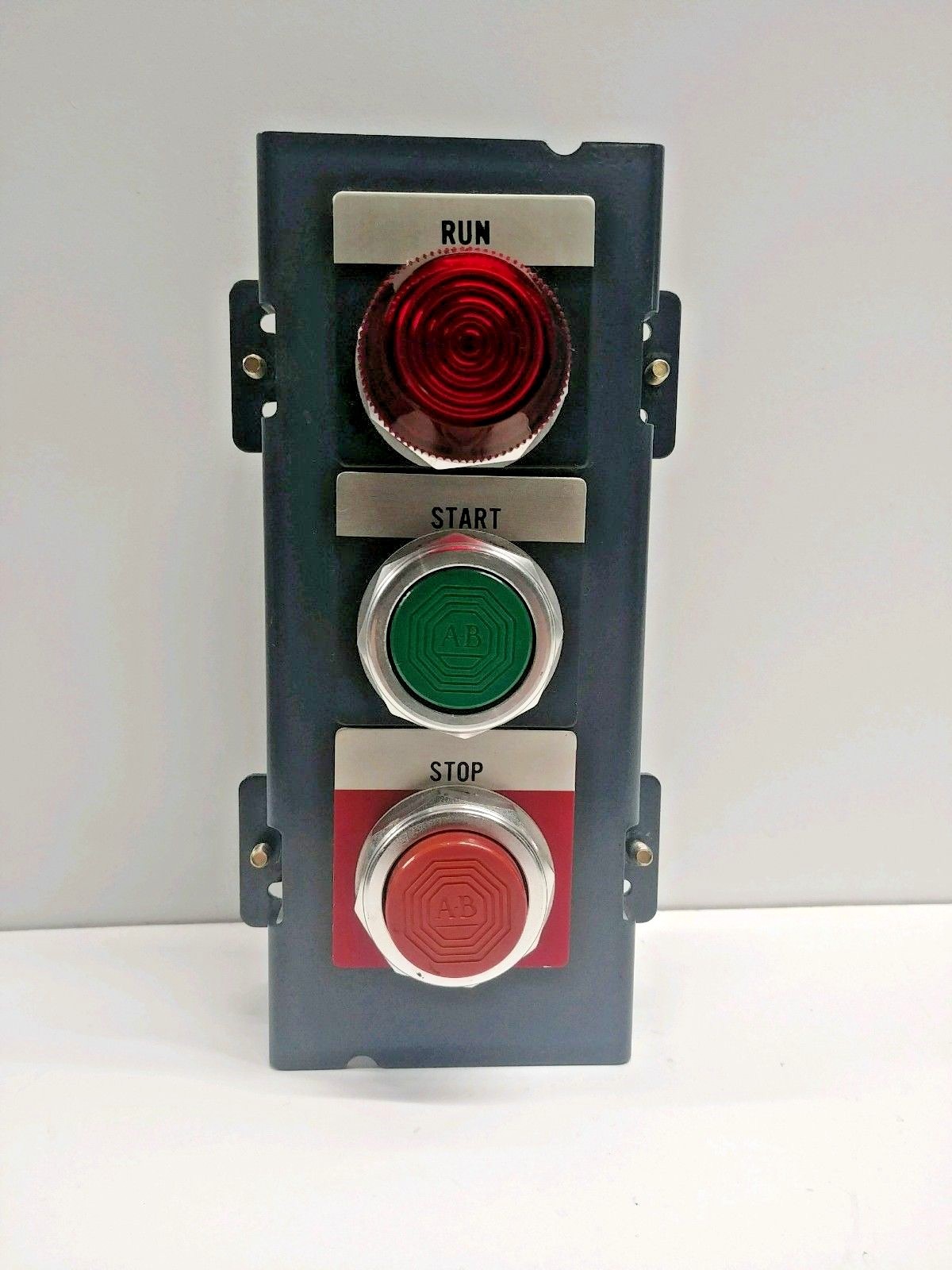GUARANTEED GOOD! ALLEN-BRADLEY 3-TIER START/STOP/RUN CONTROL STATION 800T-P16/B6