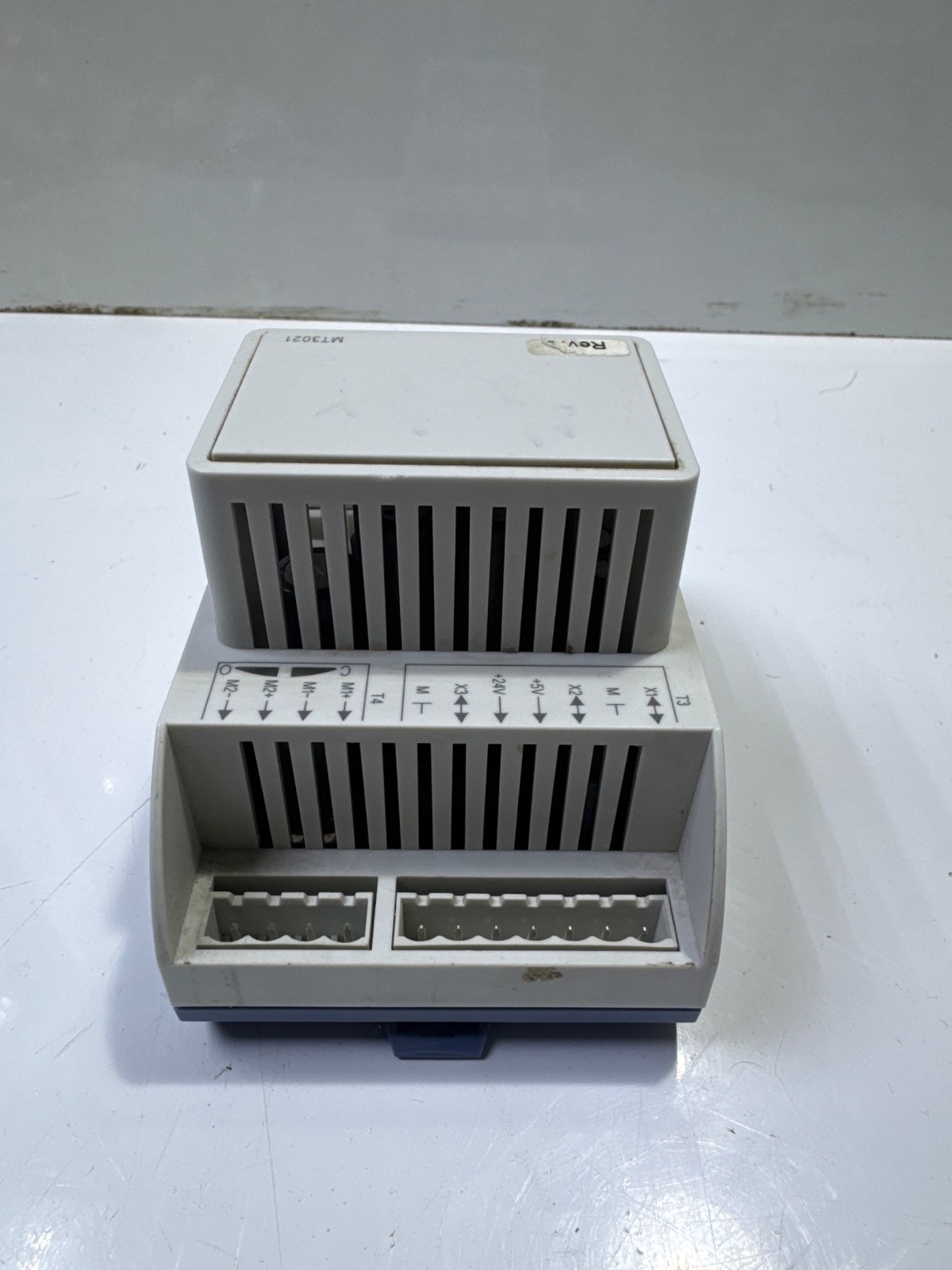 Siemens MT3021 POL94U.00/MCQ Rev. D Extension I/O Module 24V AC/DC