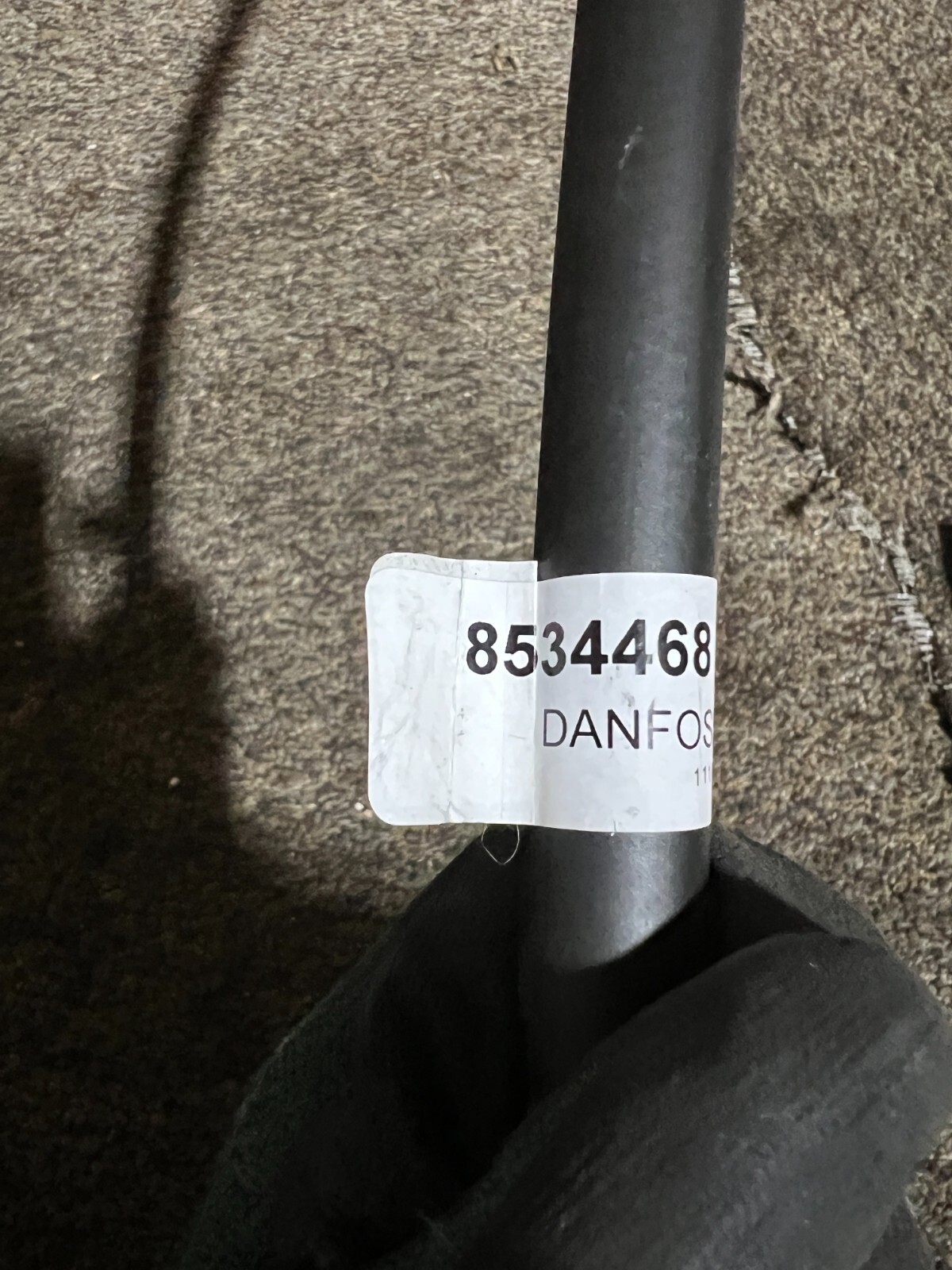 Danfoss 8534468 Rev 2 Hydraulic Hose / Fitting Black / Silver