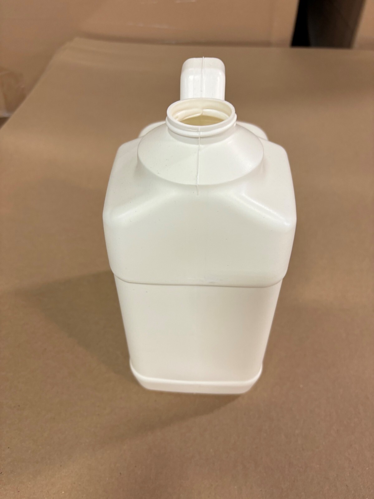 1 GAL WHITE HDPE PLASTIC F STYLE CONTAINER WITH CAPS, 196 CASES TOTAL