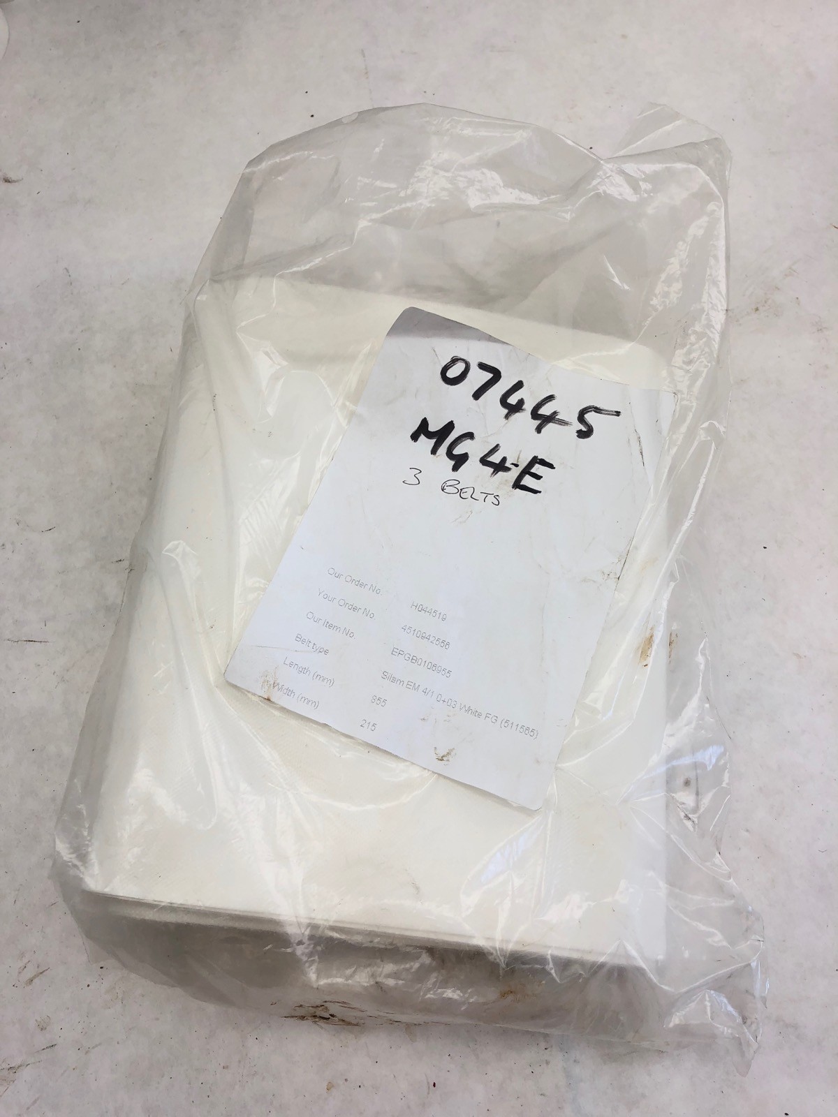 (3) NEW AMMERAAL EPGB0106955 SILAM CONVEYOR BELT 855MM LENGTH 215MM WIDTH, (TLO)