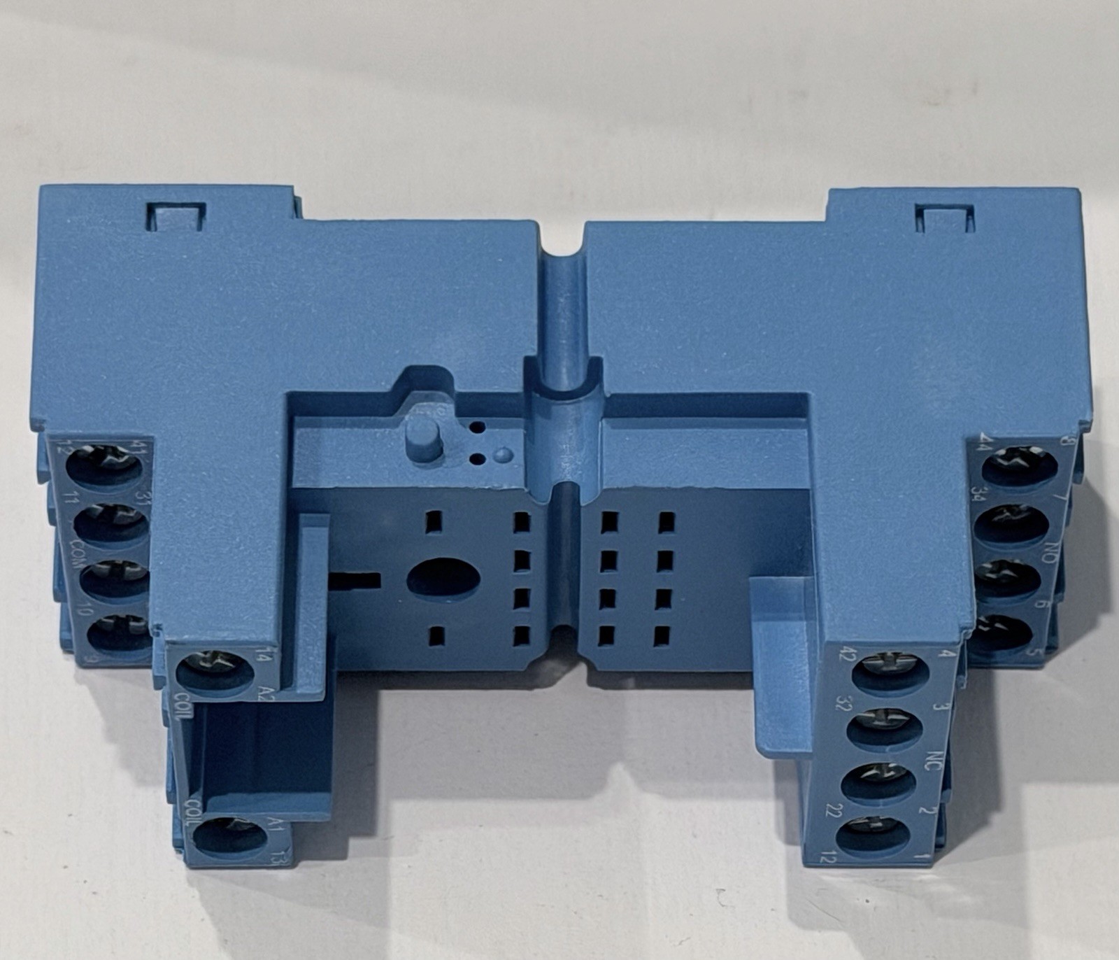 New Finder 94.84.2SMA Relay Socket 94842SMA (Pack of 10)
