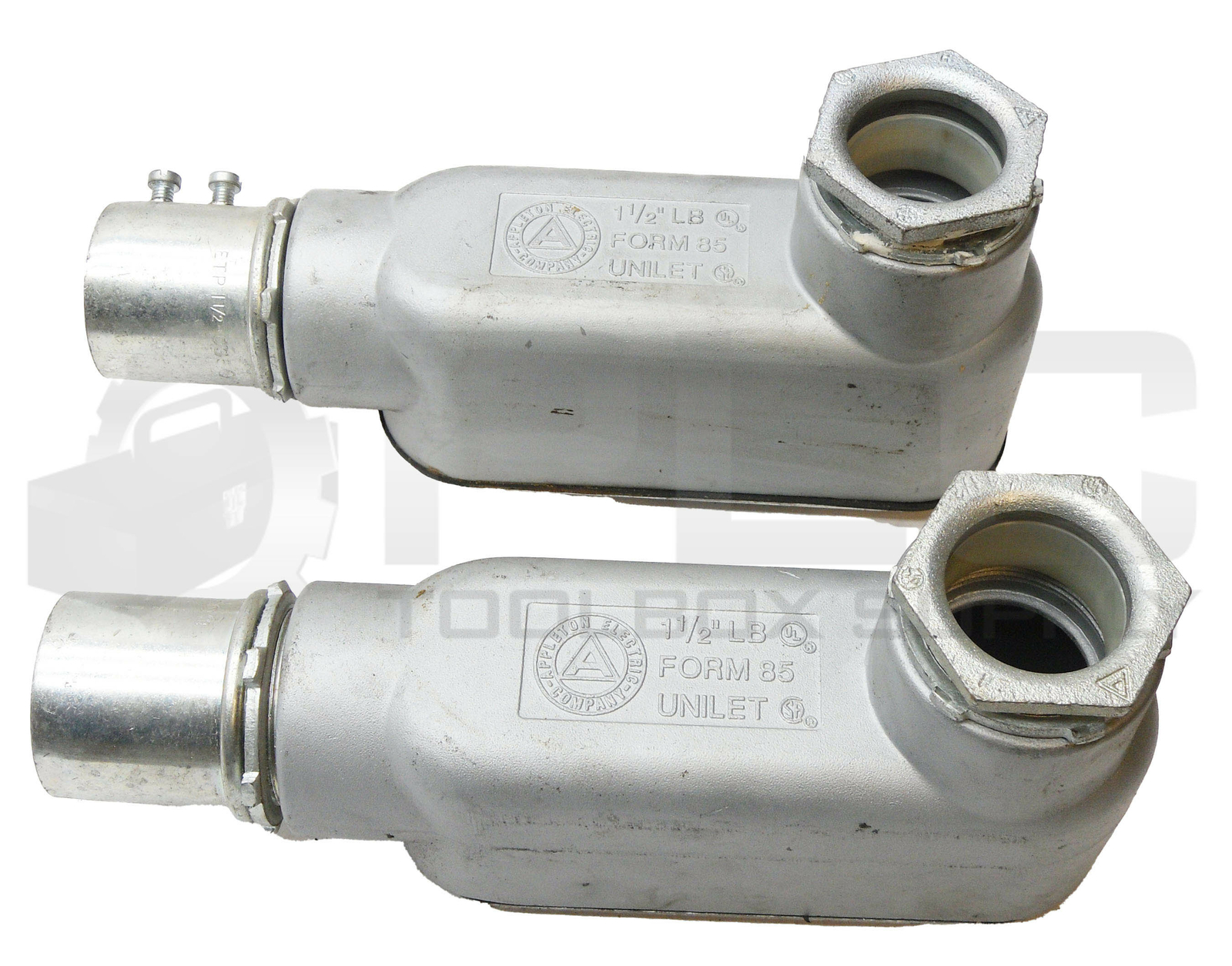 LOT OF 2 NEW APPLETON 1 1/2″ LB UNILET FORM 85 W/ BODY COVER W/ETP-1 1/2-C35