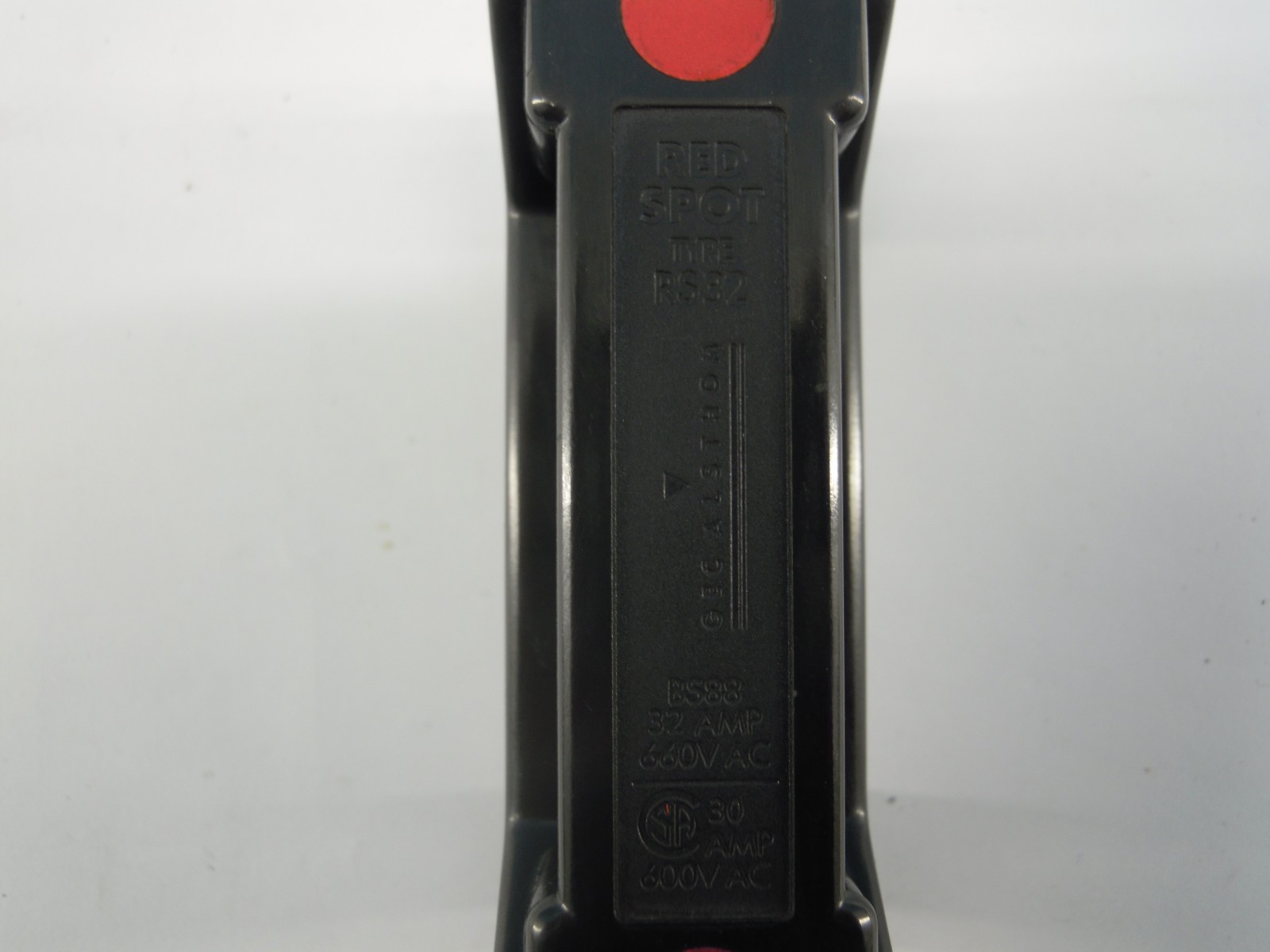 GEC ALSTHOM TYPE RS32 RED SPOT FUSE HOLDER 30 AMP 600 V