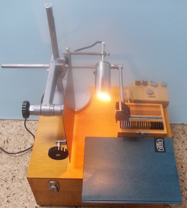 CARL ZEISS AERO-SCHETCHMASTER, LUZ: 113373 WITH ACCESSORIES IN WOODEN CASE.