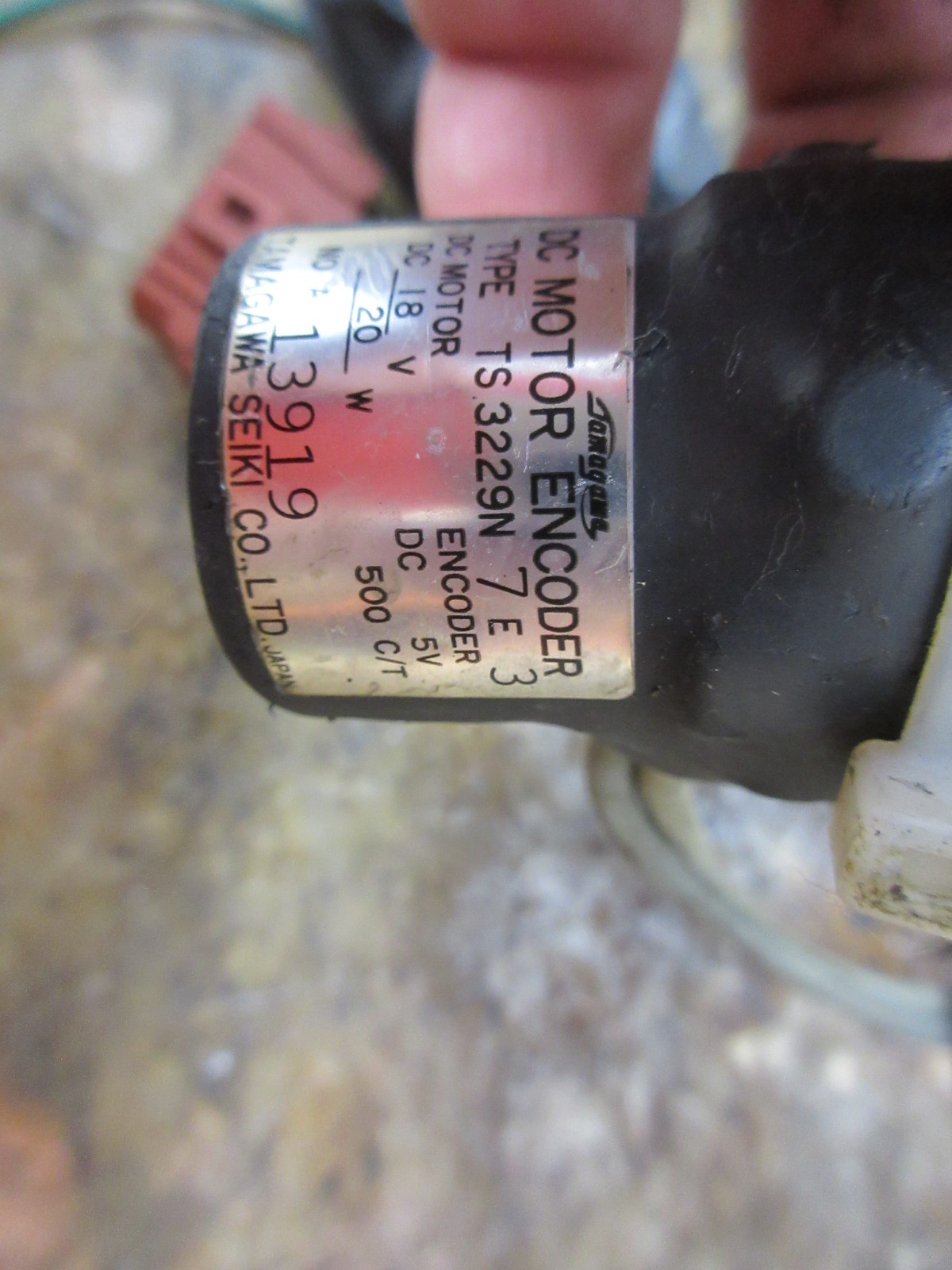 TAMAGAWA DC MOTOR ENCODER TS 3229N 7E3 TS3229N7E3 MITSUBISHI EDM EACH1
