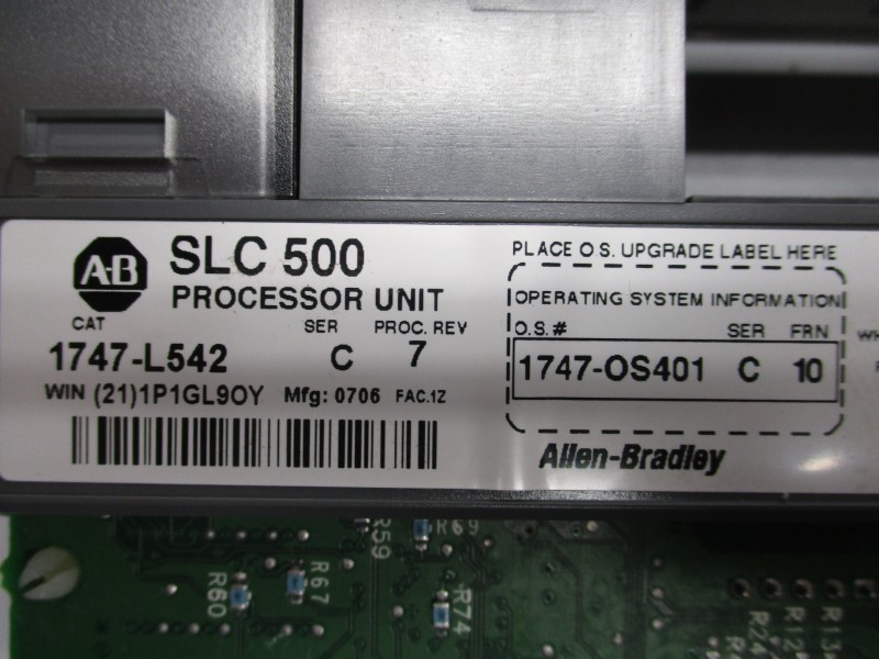 ALLEN BRADLEY 1747-L542 SER.C F/W 10 REV. 7 24VDC 1A (NO KEY) UNMP