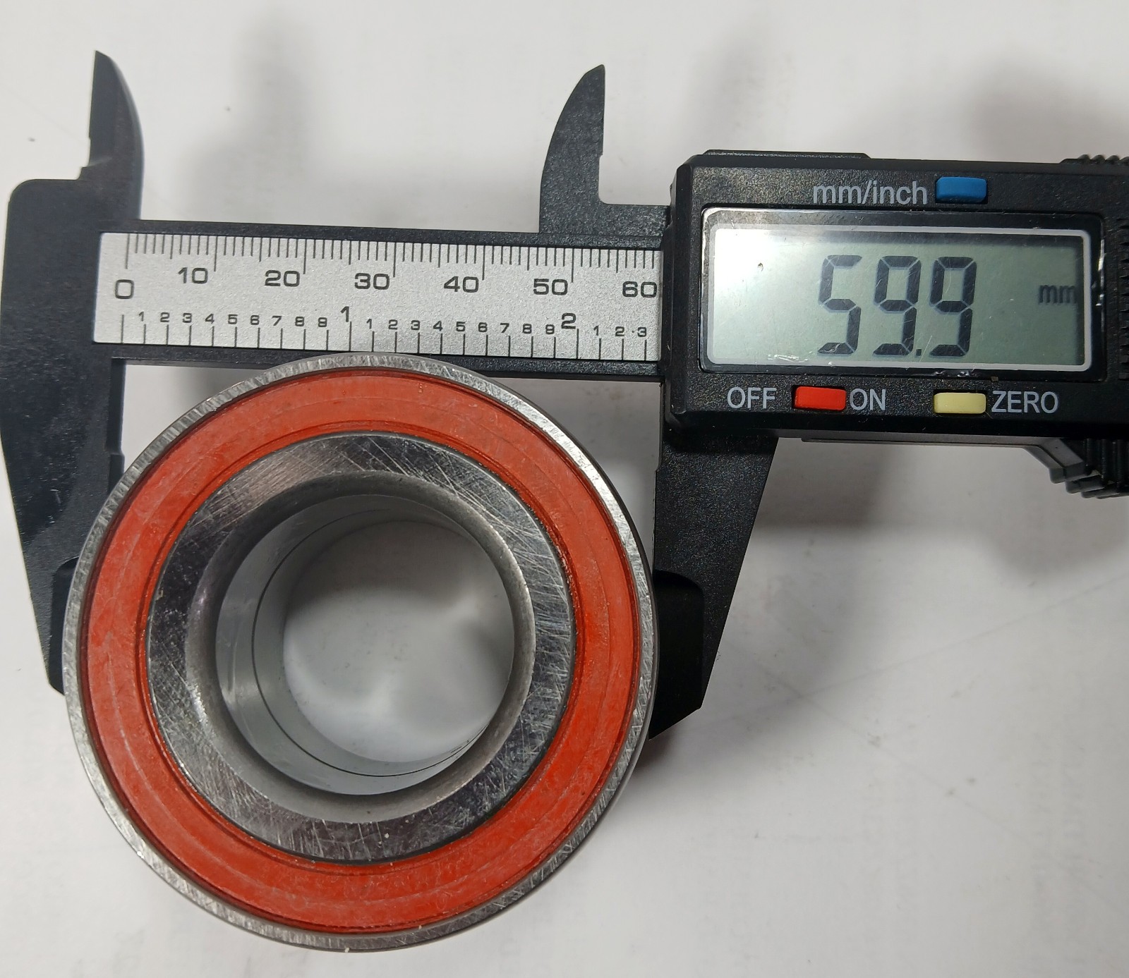 1 NEW UNBRANDED 30x60x37 DOUBLE RADIAL ROLLER BEARING NNB ***MAKE OFFER***