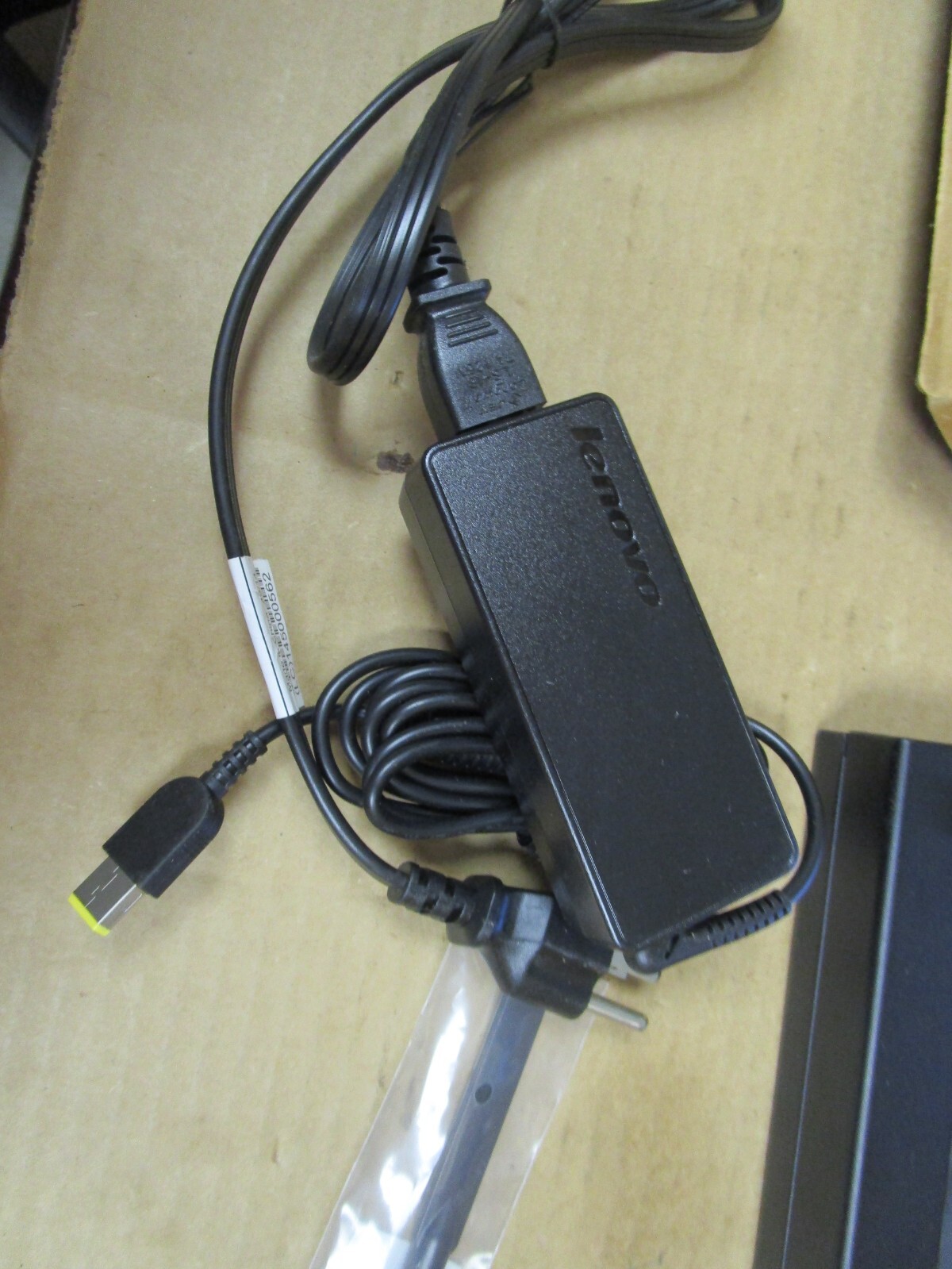 NEW LENOVO THINKCENTRE DESKTOP PC PENTIUM M53 001JUS 20V VOLT 3.25A