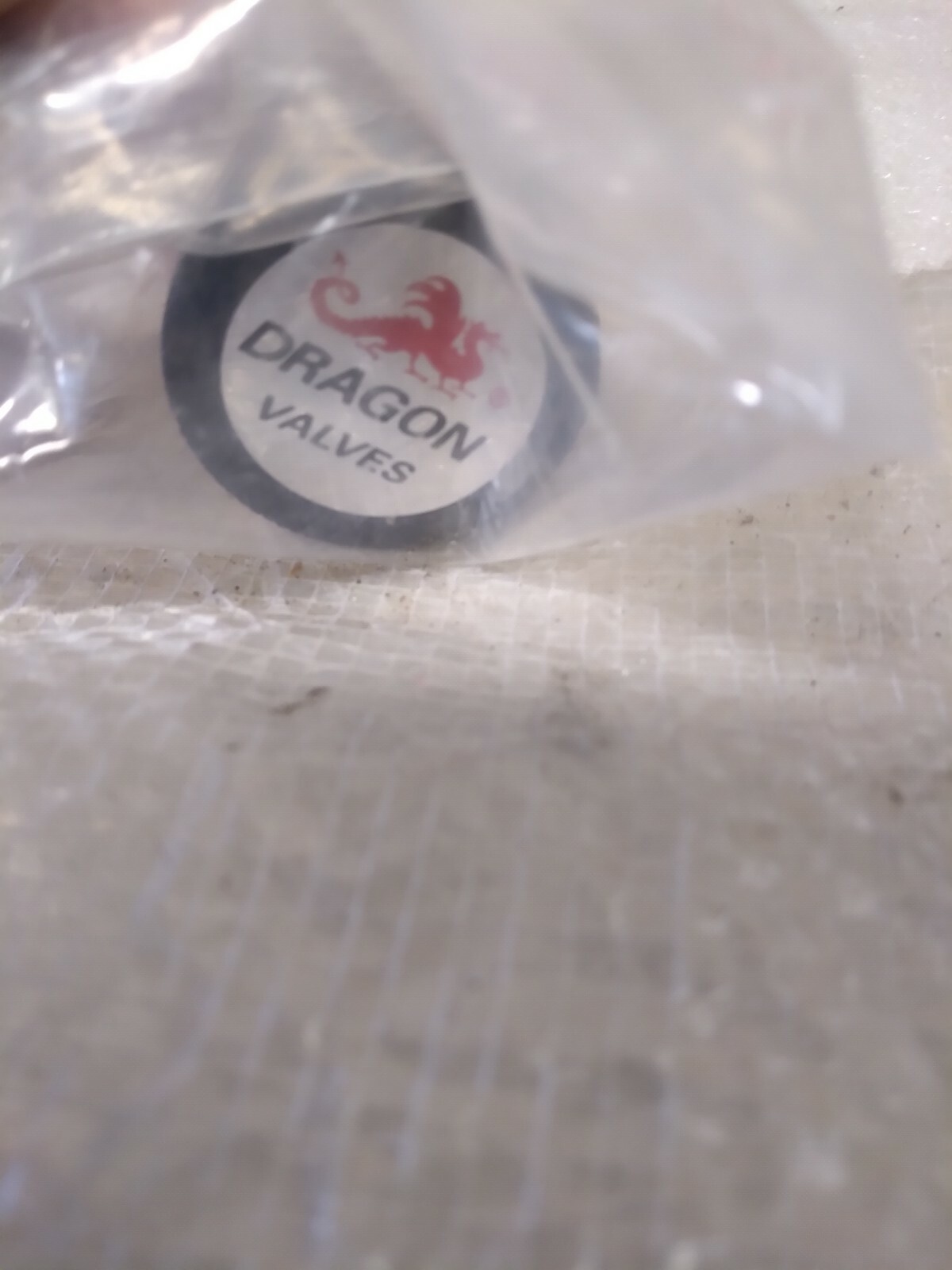 Dragon P3354PT 4500-T Valve 1/4” 316 SS