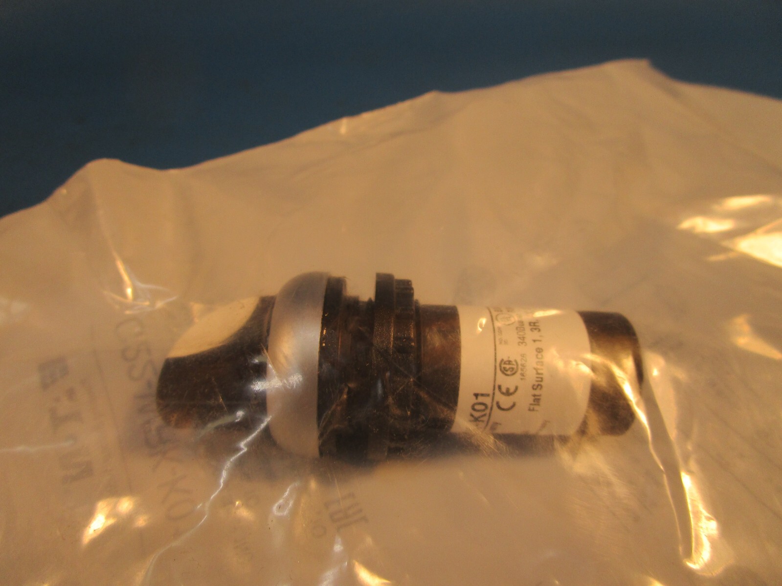 Eaton C22-WRK-K01, Selector Switch Non-Illuminated 1NC 2 Position, Cutler Hammer