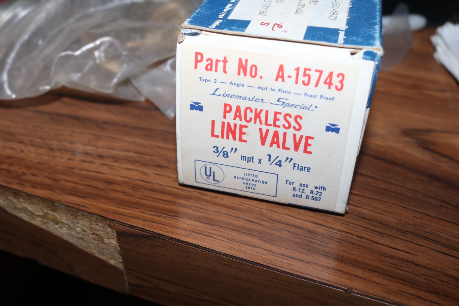 NOS Linemaster A-15743 brass angle valve 3/8 MPT x 1/4 Flare 4820-00-580-6923