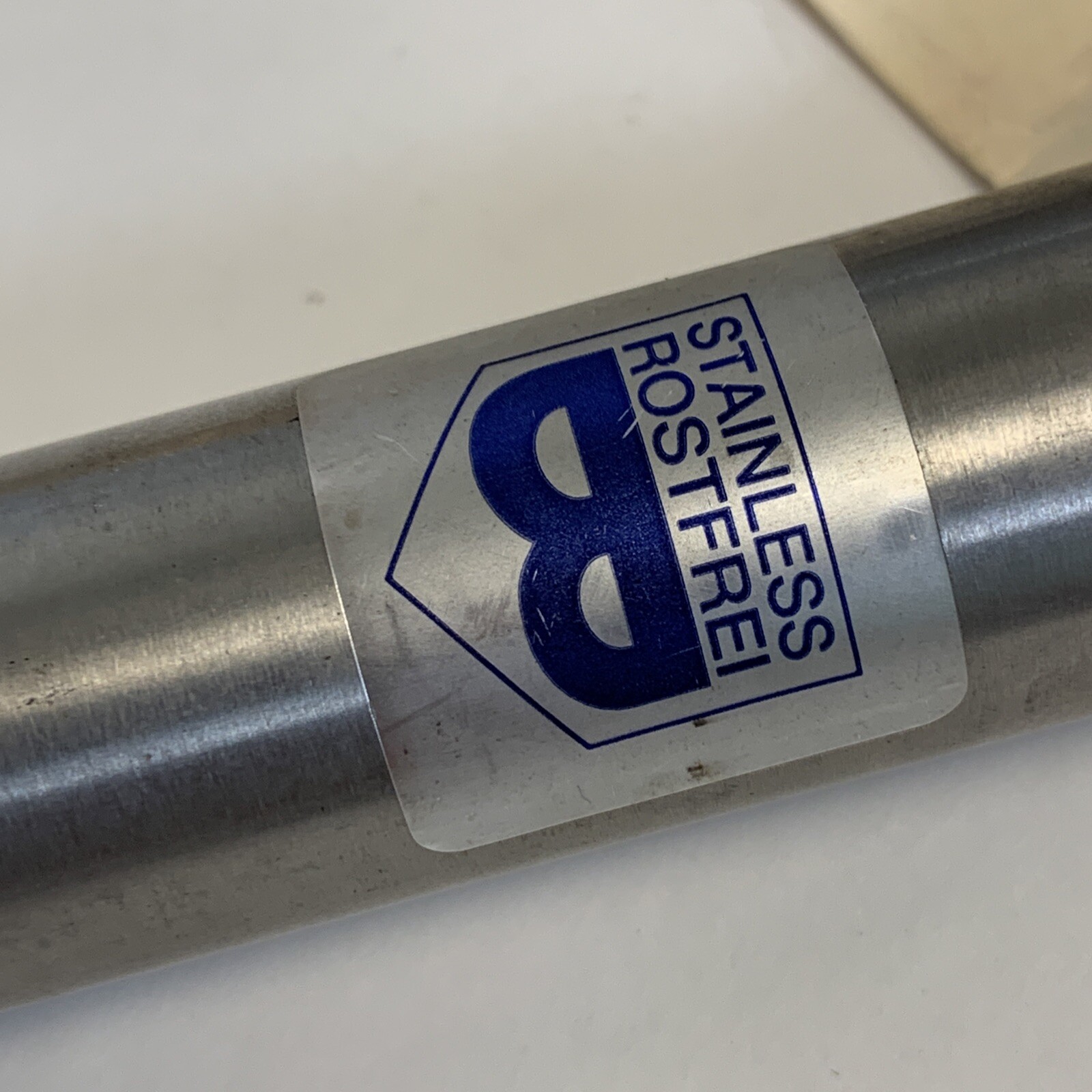 Bansbach Easylift A1A1N72-280-680-005 630N Gas Spring New No Box Fast Shipping!