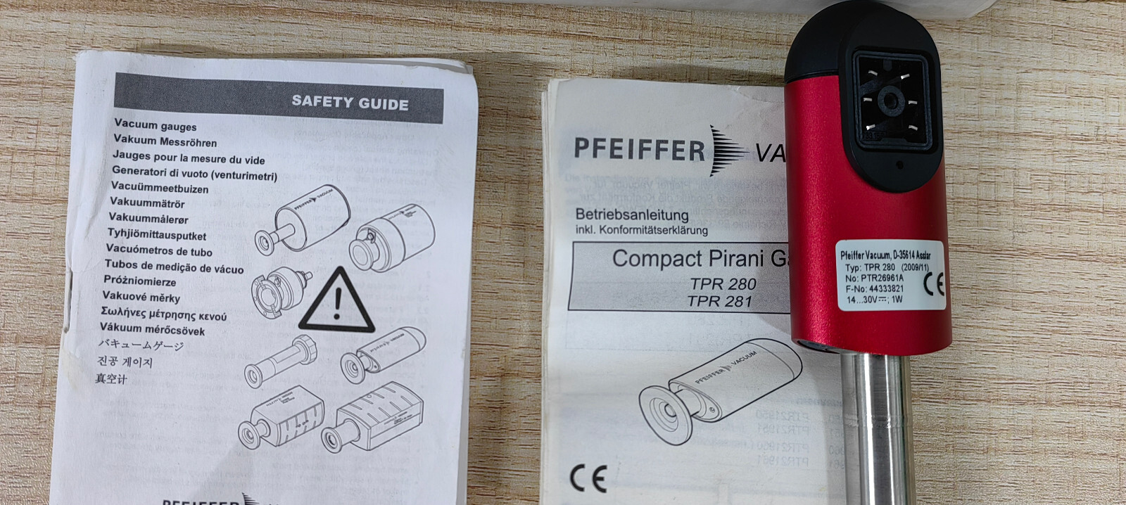 PFEIFFER VACUUM TPR280 D-35614 TPR 280 PTR26961A Vacuum Compact Pirani Gauge,NEW