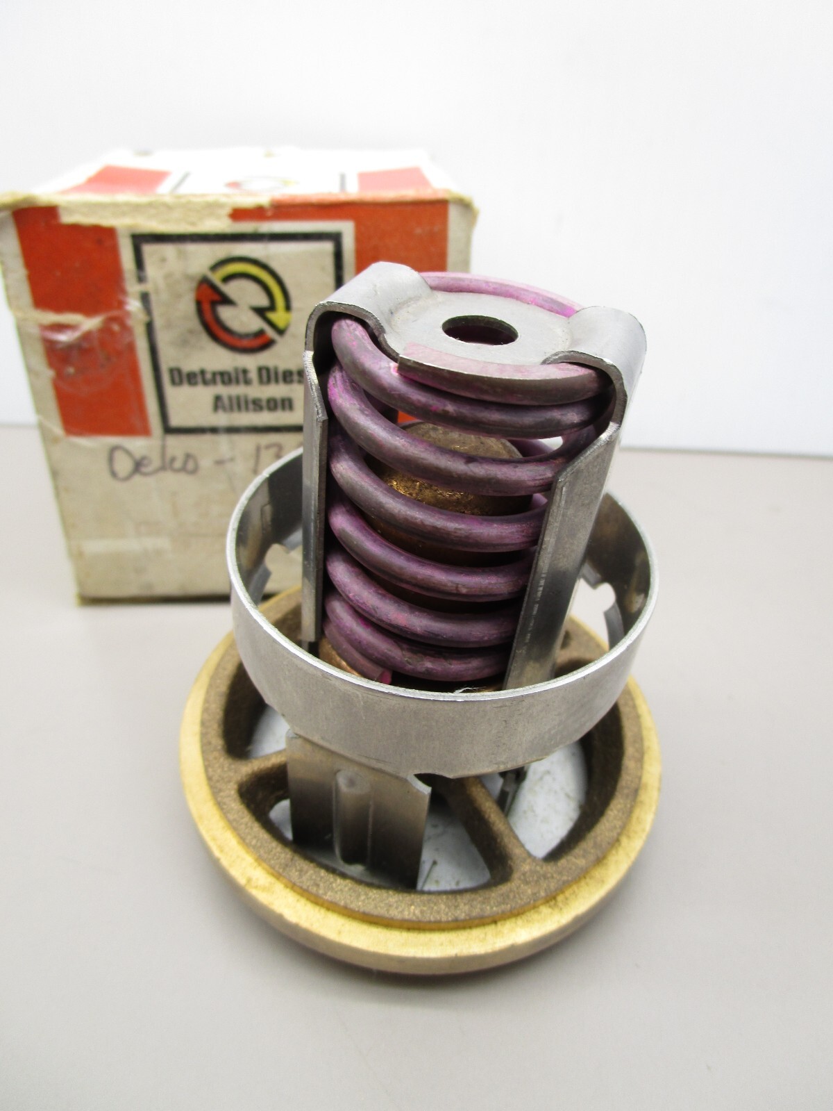 Detroit Diesel 5133358 Thermostat Assembly 180° Delco 132-2