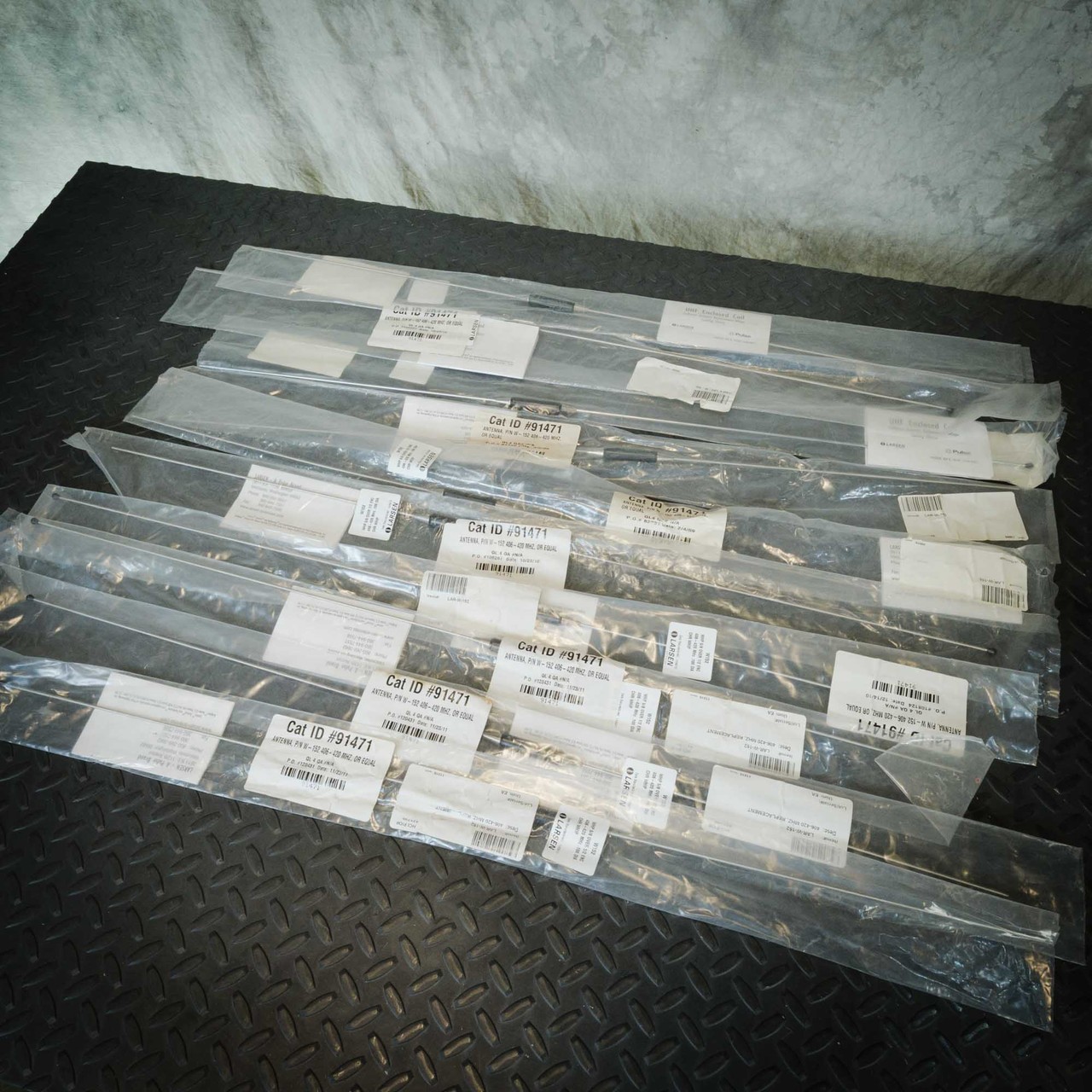 Lot of 10, Larsen W152 Replacement Antenna Whip 406-420 MHz NOS