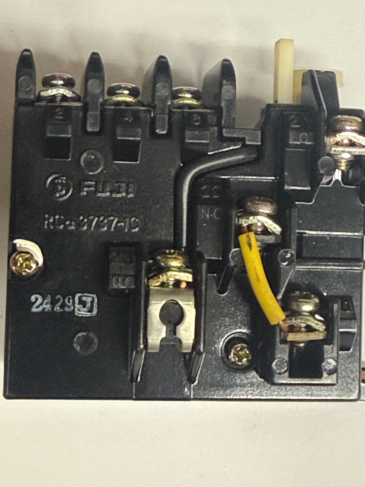FUJI ELECTRIC RC 3737-1C 0.25 TO 0.5 ARC RELAY