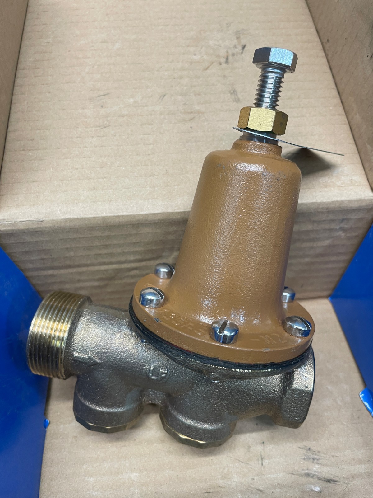 LF25AUB-Z3 Water Pressure Reducing Valve 3/4 Inch MISSING NPT Female Fitting